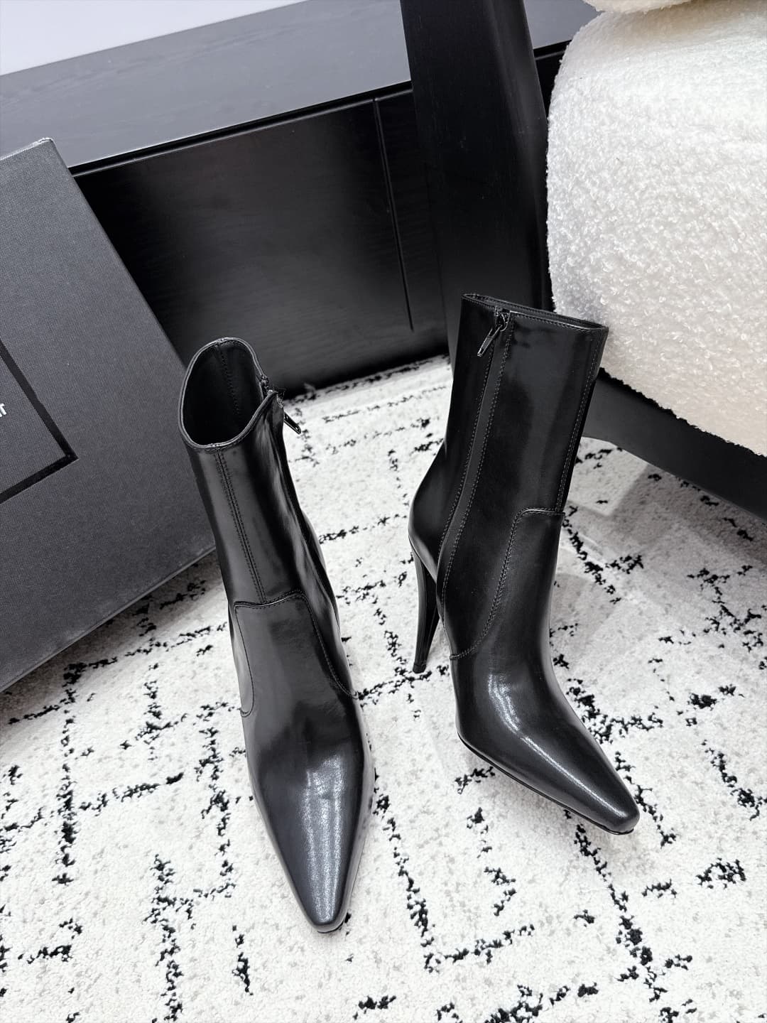 D12200 SAINT LAURENT Saint Laurent 26/ Autumn/Winter pointed toe, thin heel high heels boots — image 5