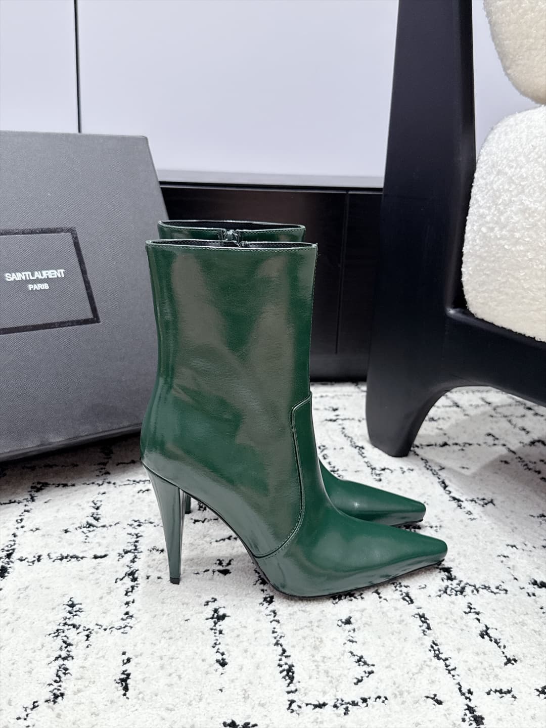 D12196 SAINT LAURENT Saint Laurent 26/ Autumn/Winter High heel boots with pointed toe and thin heel — image 2