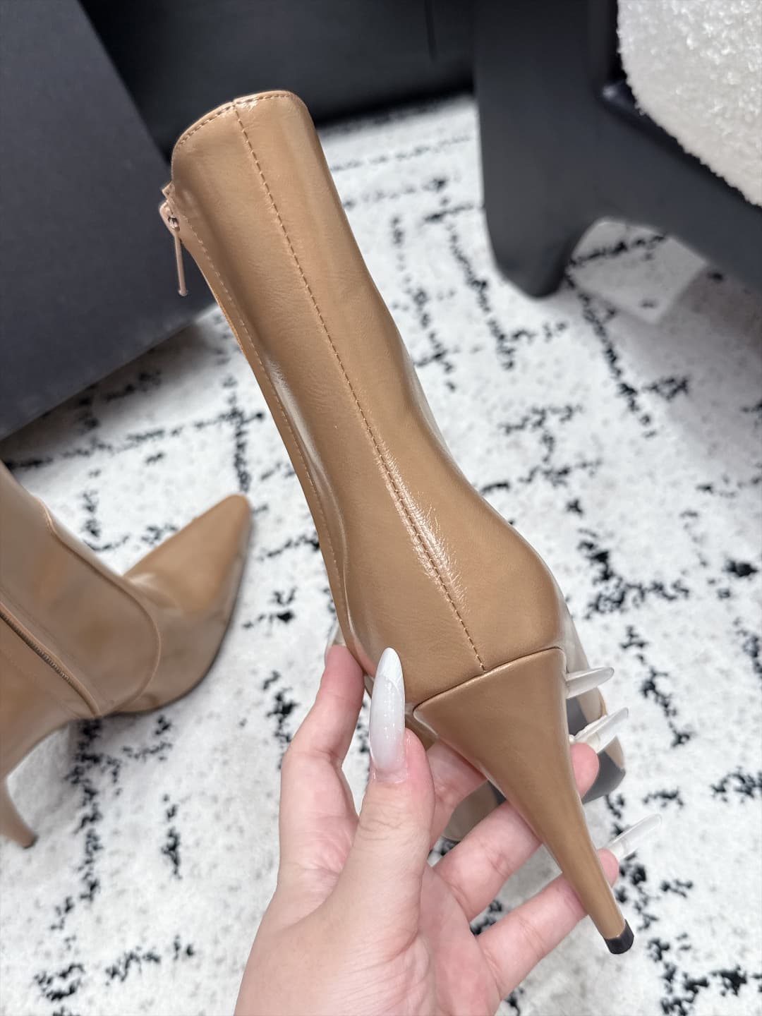 D12195 SAINT LAURENT Saint Laurent 26/ Autumn/Winter pointed toe, thin heel high boots — image 8