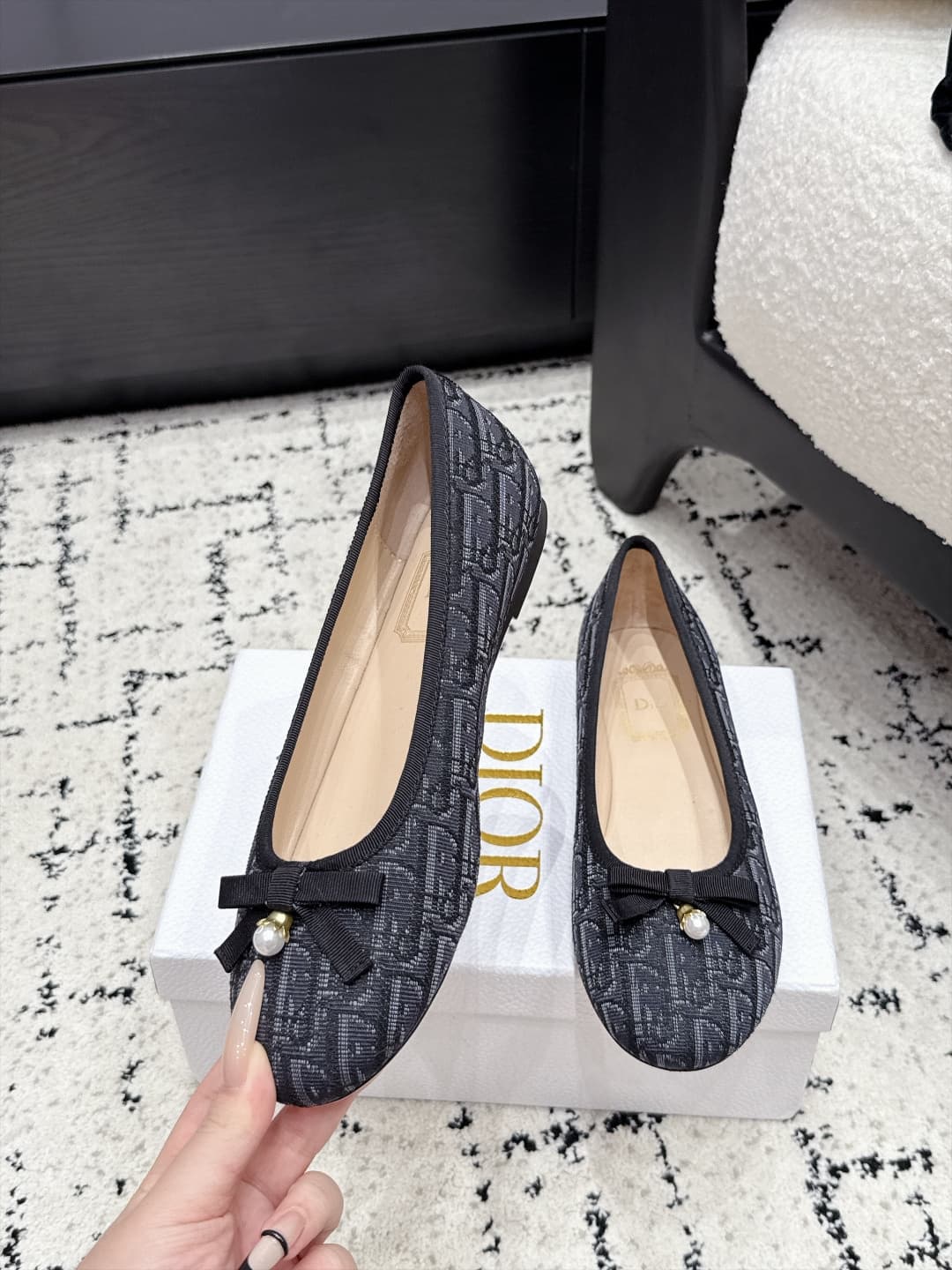 D5814 Dior 26/New spring and summer model with bow and monogrammed round-toed shoes — image 4