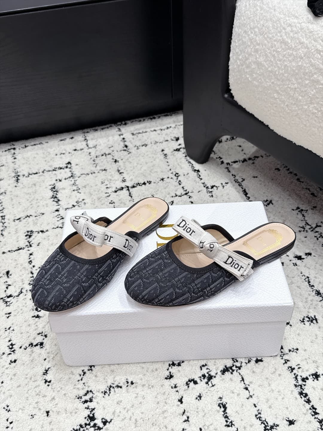 D5812 Dior 26/New spring/summer style bowed monogrammed round-toe hair tie — image 3
