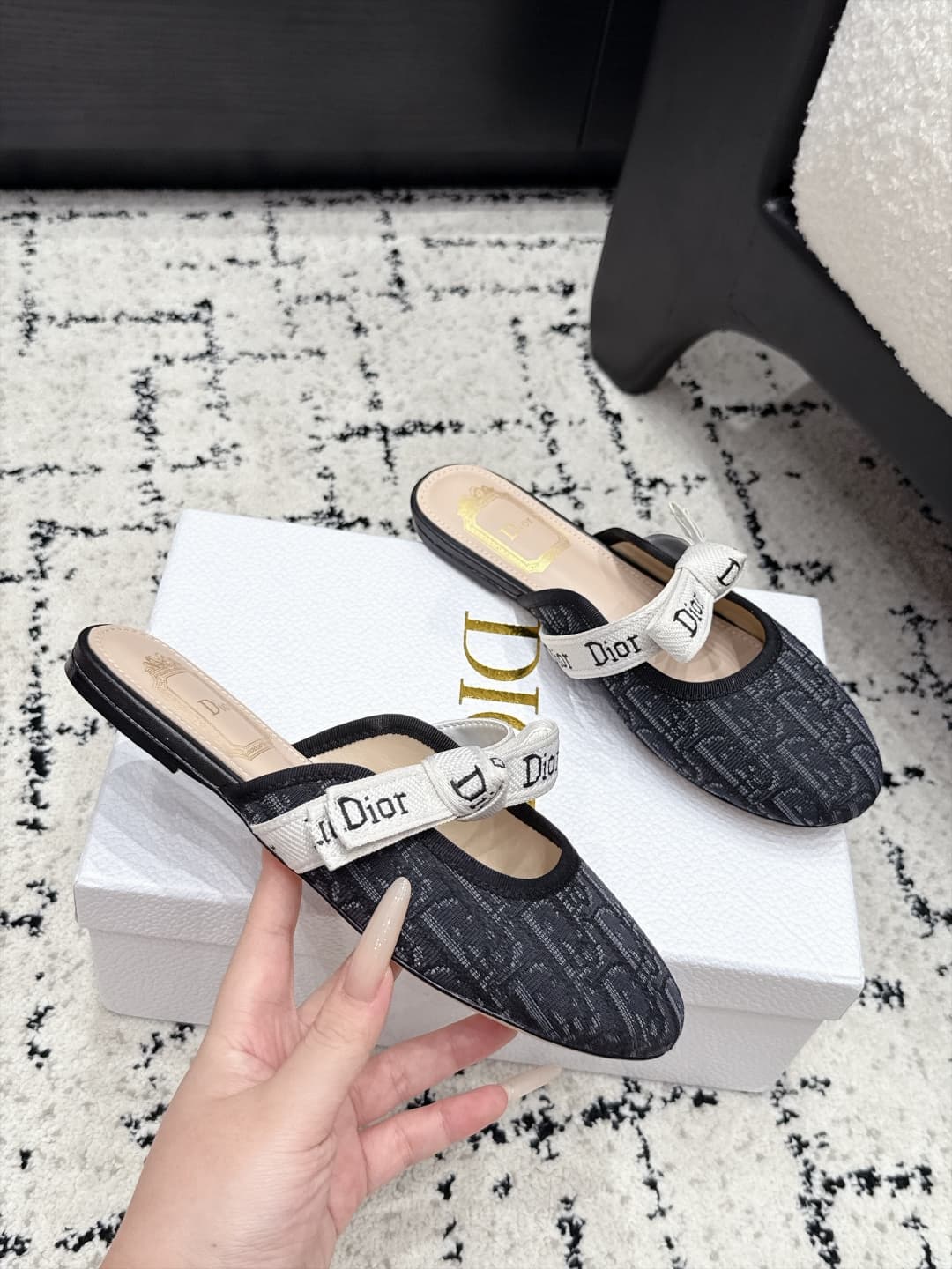 D5812 Dior 26/New spring/summer style bowed monogrammed round-toe hair tie — image 5