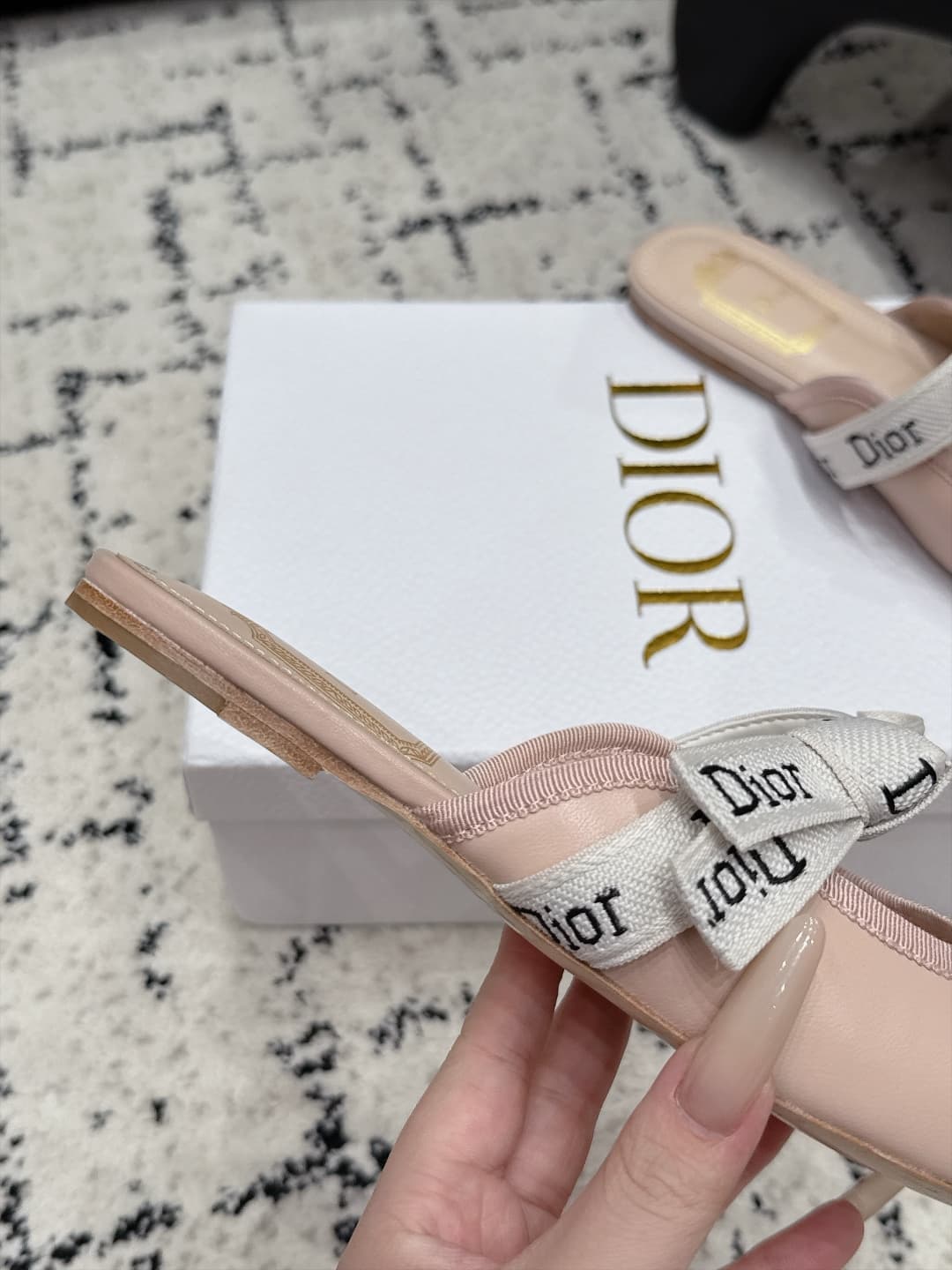 D5810 Dior 26/New spring/summer model with bow and eyelet design, round toe cap hair tie — image 7