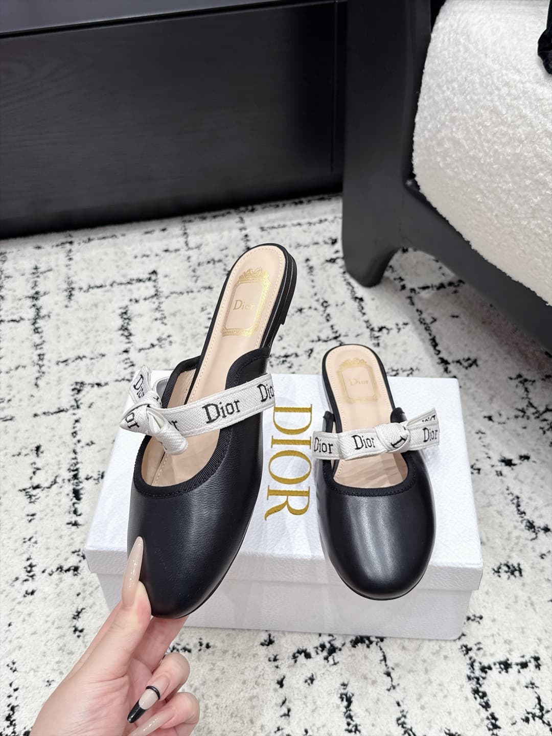 D5808 Dior 26/New spring/summer model with bowtie, filigree pattern, round toe cap hairstyle — image 4