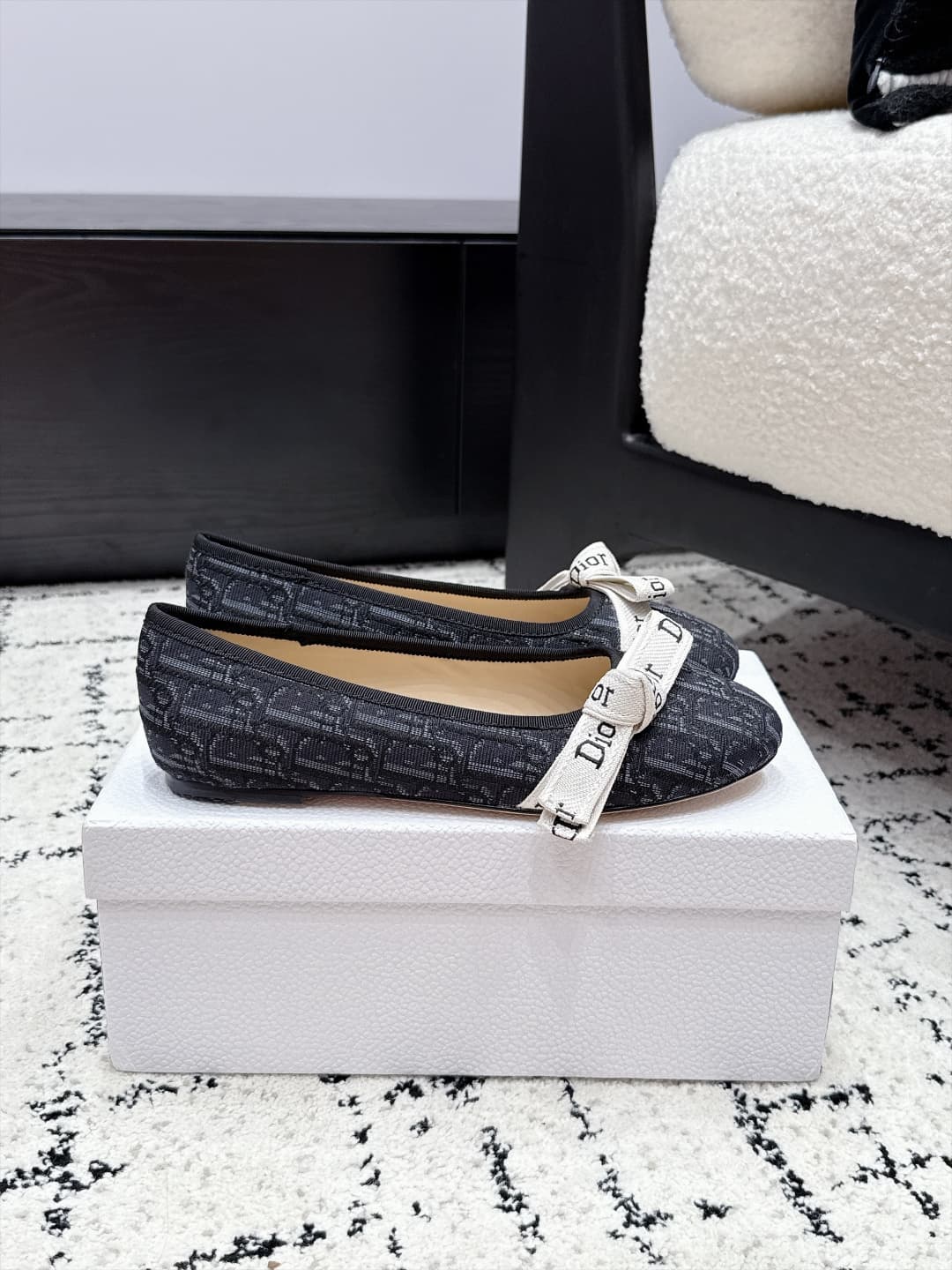 D5805 Dior 26/New spring and summer model with bowtie pattern, round-toe loafers — image 2