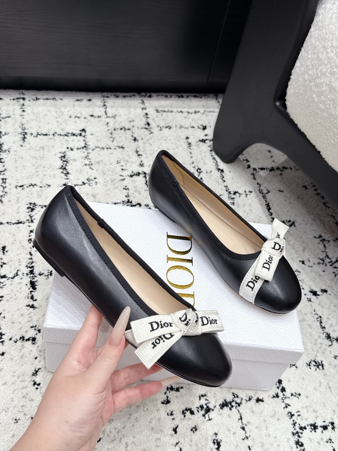 D5802 Dior 26/New spring and summer style bowed gold-embossed round-toe shoes — image 5
