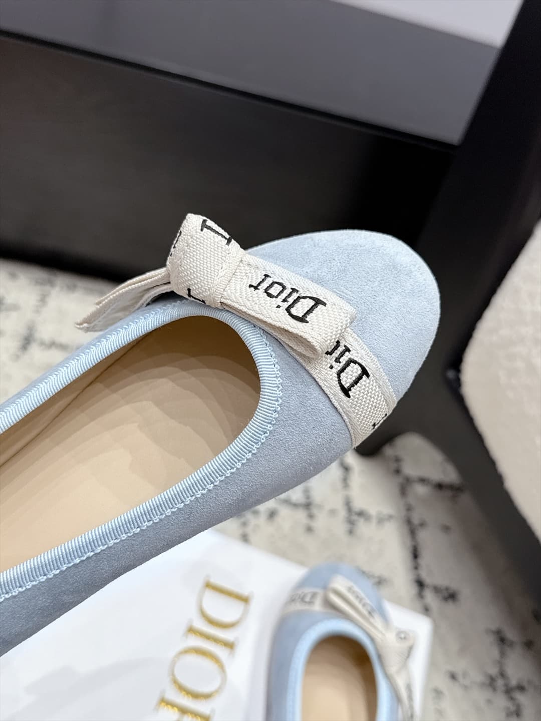 D5801 Dior 26/New spring and summer model with bow and monogrammed round-toe shoes — image 8
