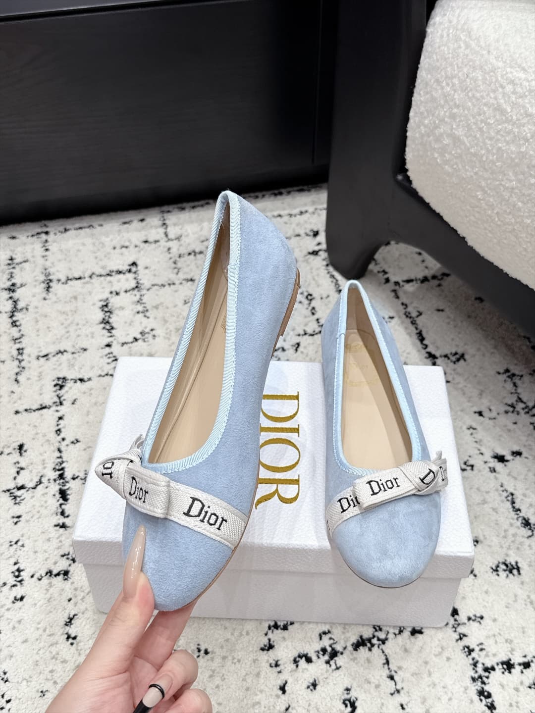 D5801 Dior 26/New spring and summer model with bow and monogrammed round-toe shoes — image 4