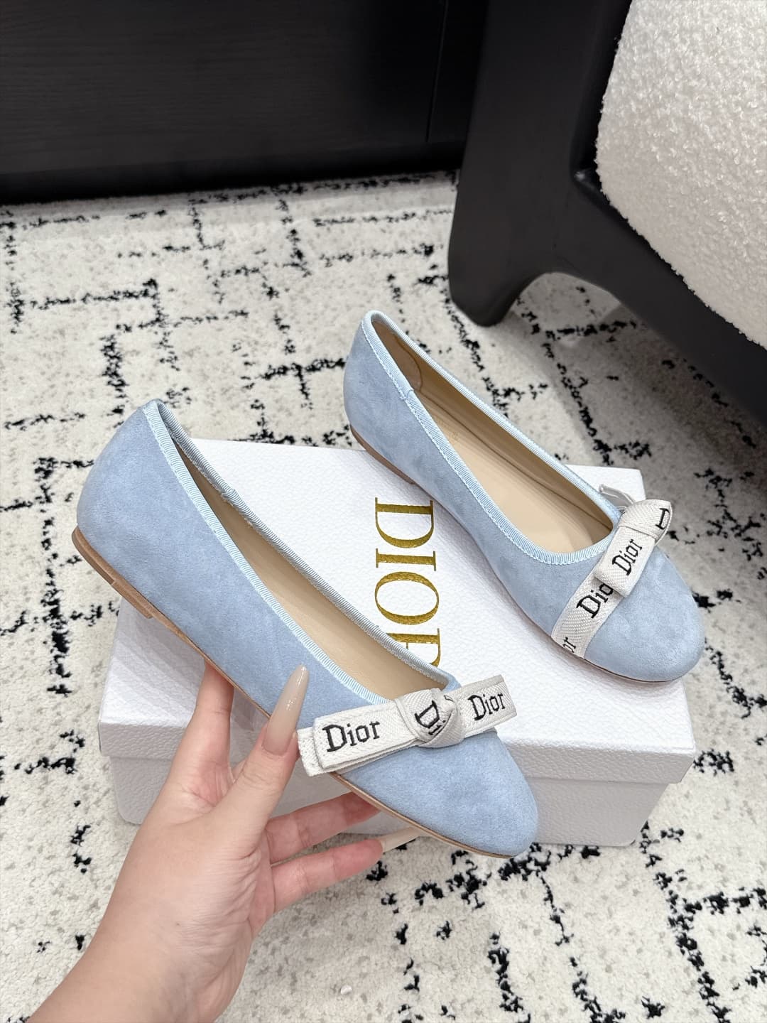 D5801 Dior 26/New spring and summer model with bow and monogrammed round-toe shoes — image 5