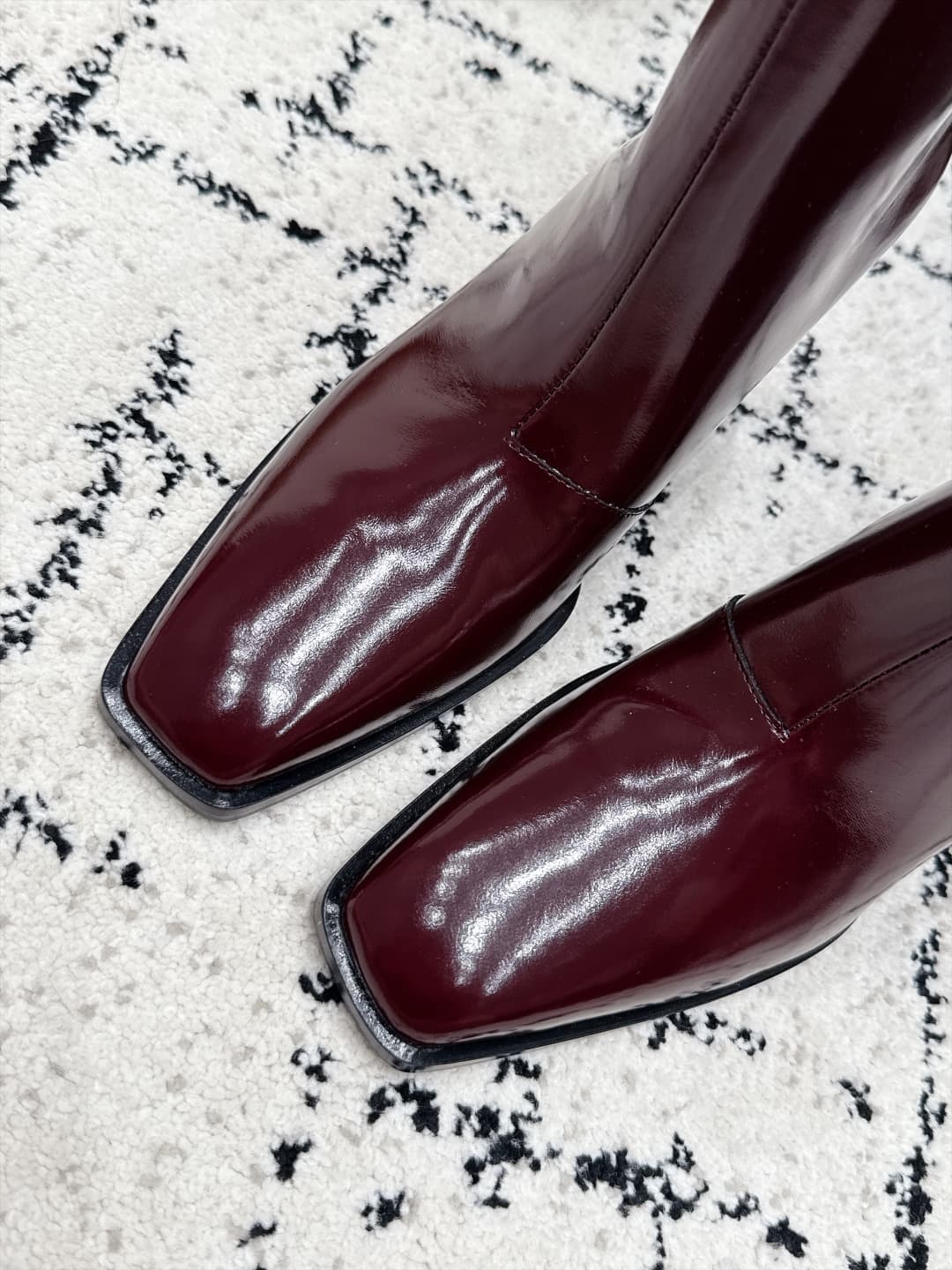 D12065 SAINT LAURENT Saint Laurent 26/ Classic thick-heel metal buckle boots — image 6