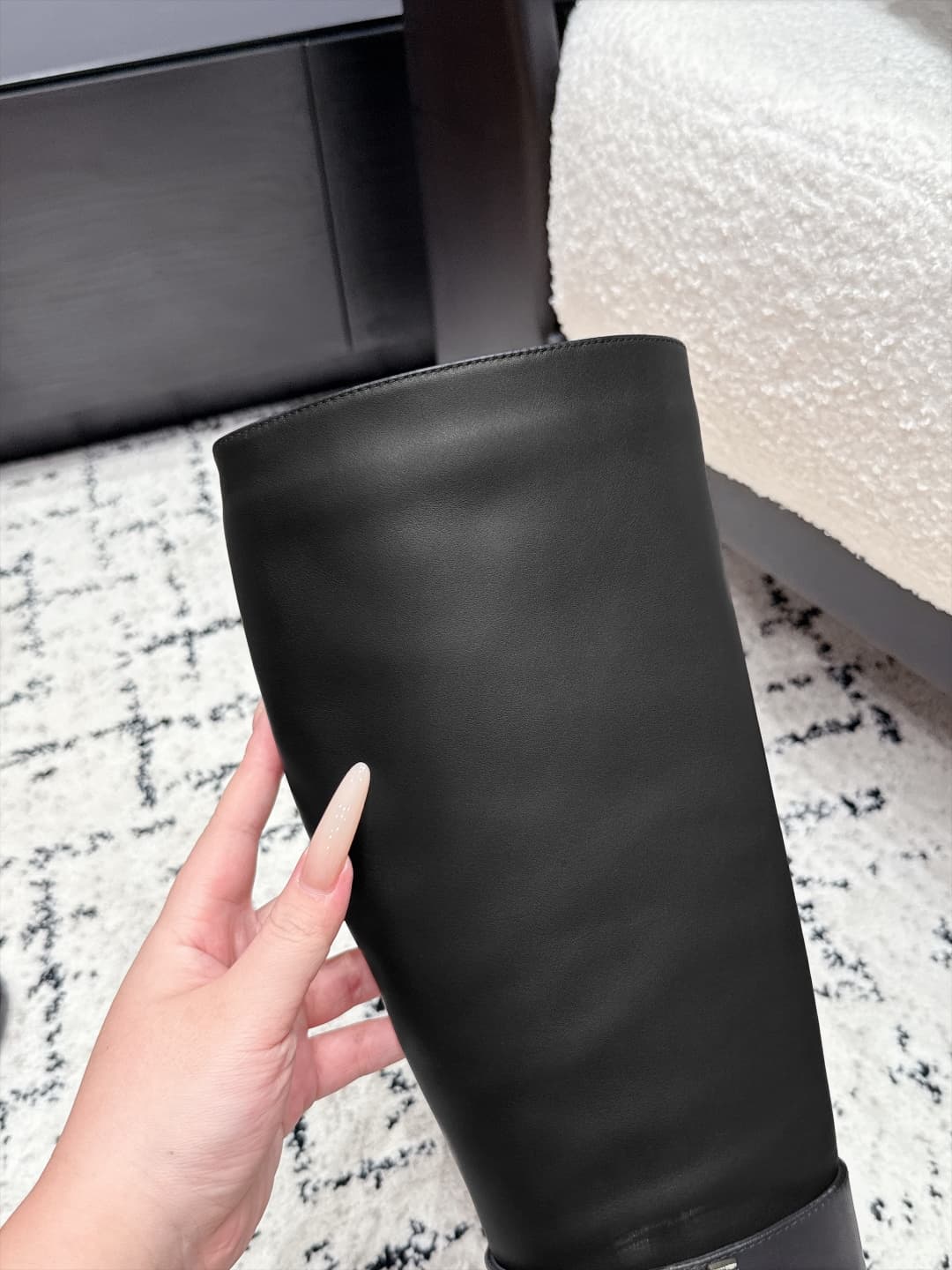 D8878 Louis Vuitton 26/ Latest model Midtown thick-toe high-top boots — image 8