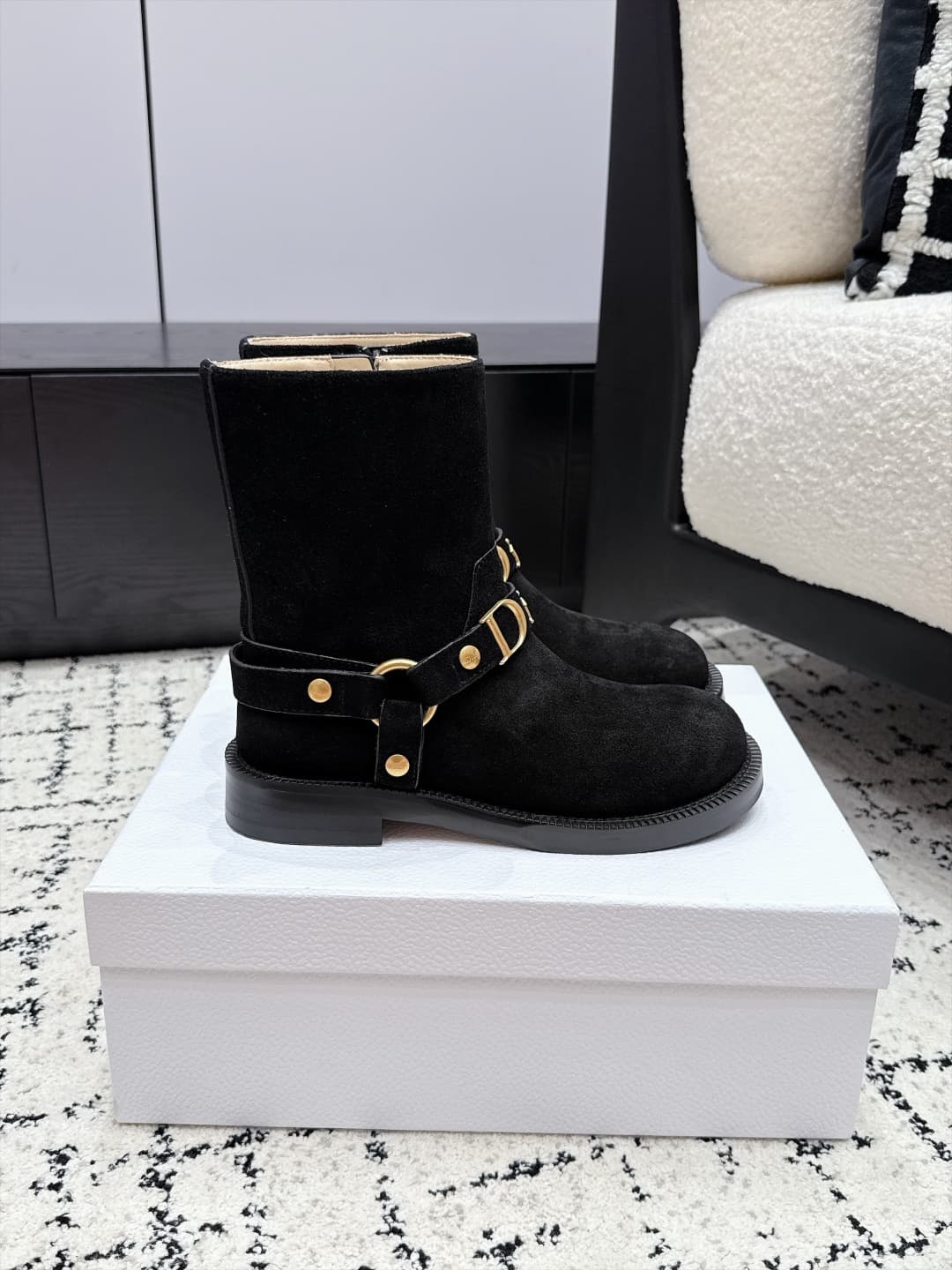 D8772 DIOR 26/ New fall/winter models: popular riding boots with a strong presence at fashion shows — image 2