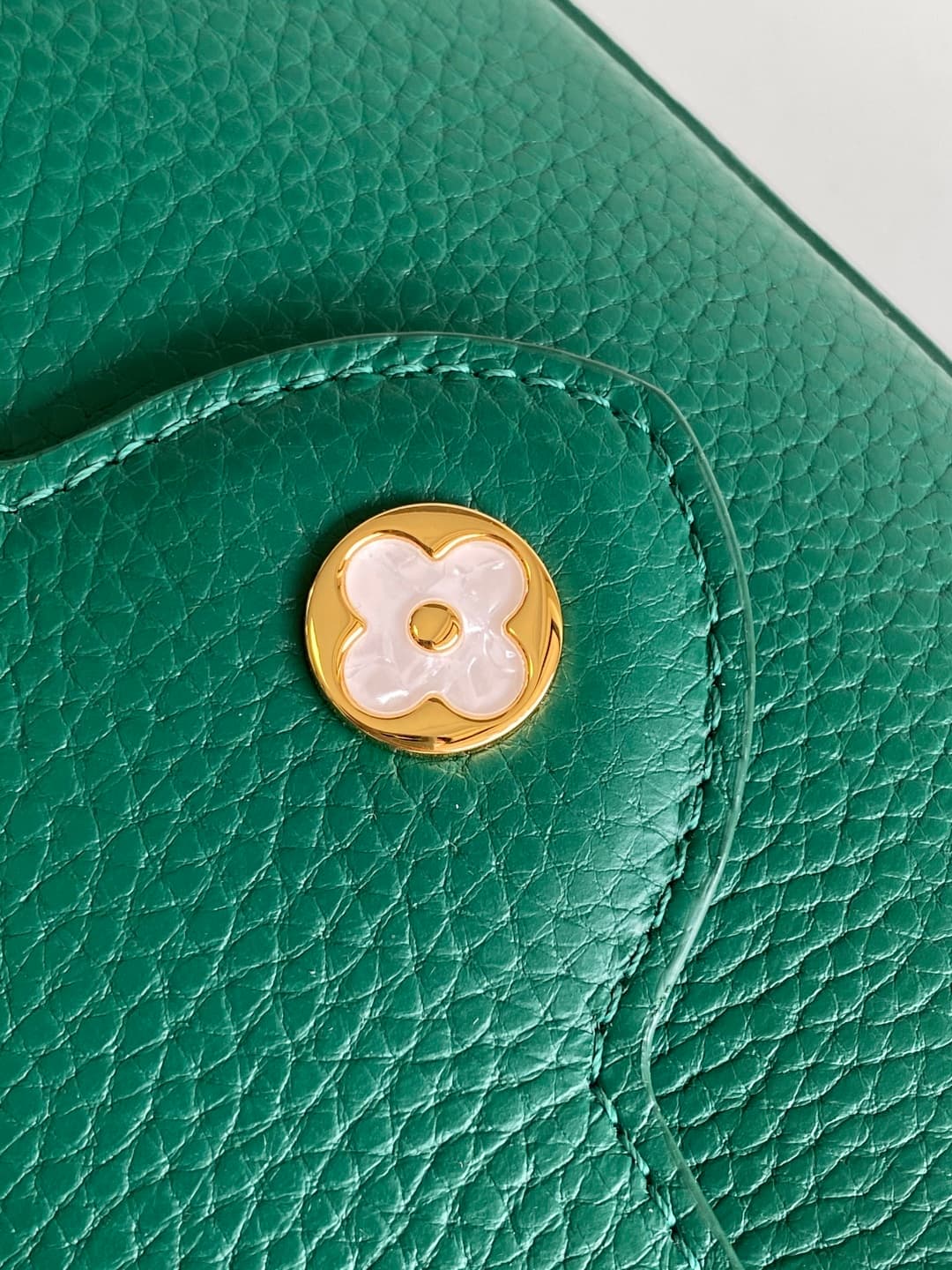 C5133 💰 Dynamic 163c01 premium original leather, dynamic color adjustment — image 7