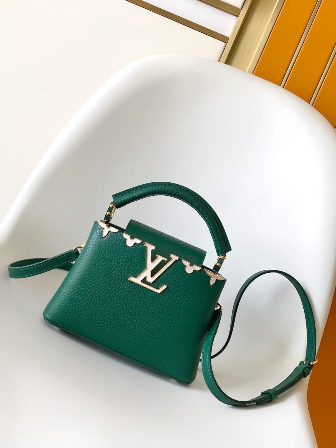 C5133 💰 Dynamic 163c01 premium original leather, dynamic color adjustment — image 1