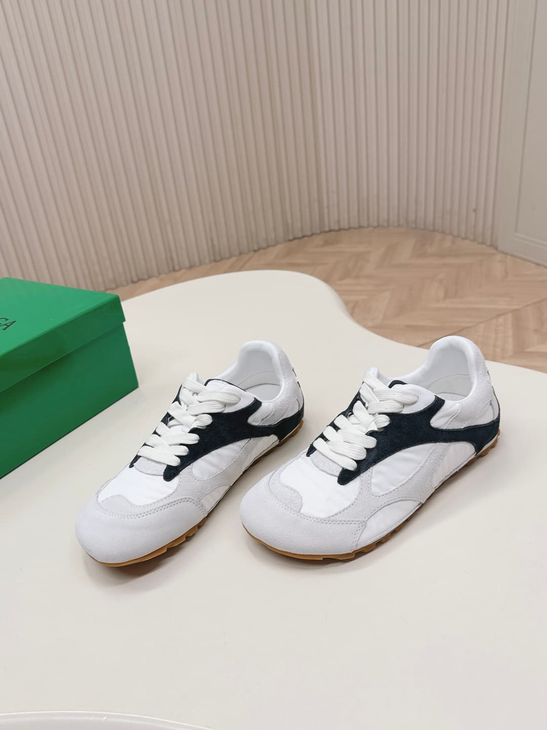 C216 New Collection: Bottega Veneta(2026) New OrbitFlash collection vintage/retro sneakers — image 3