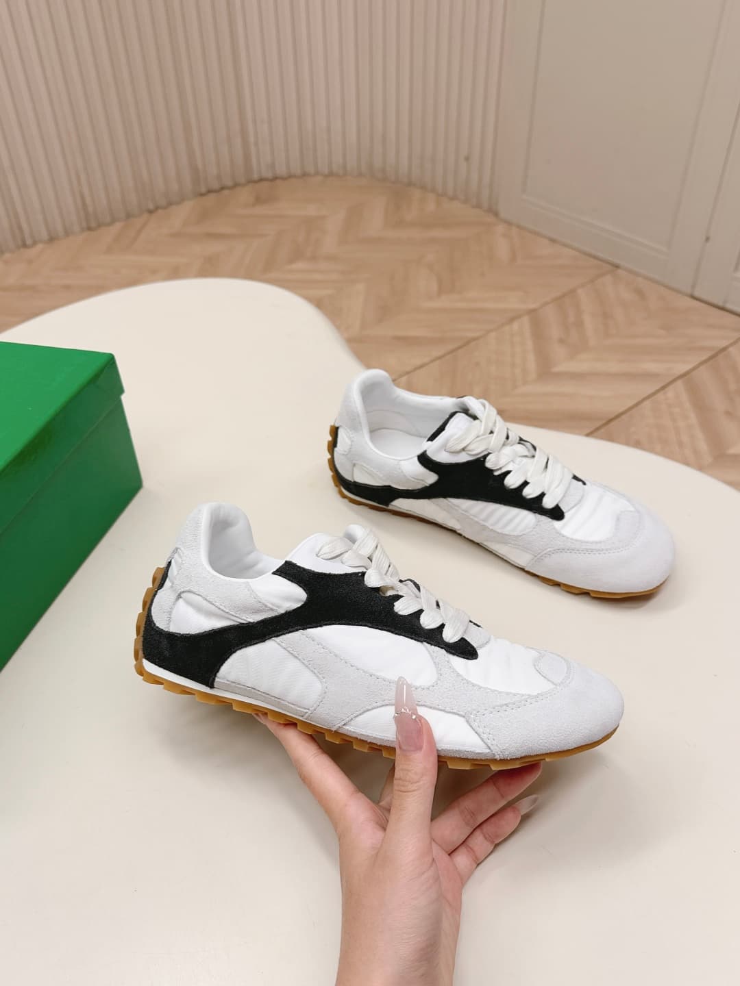 C216 New Collection: Bottega Veneta(2026) New OrbitFlash collection vintage/retro sneakers — image 8