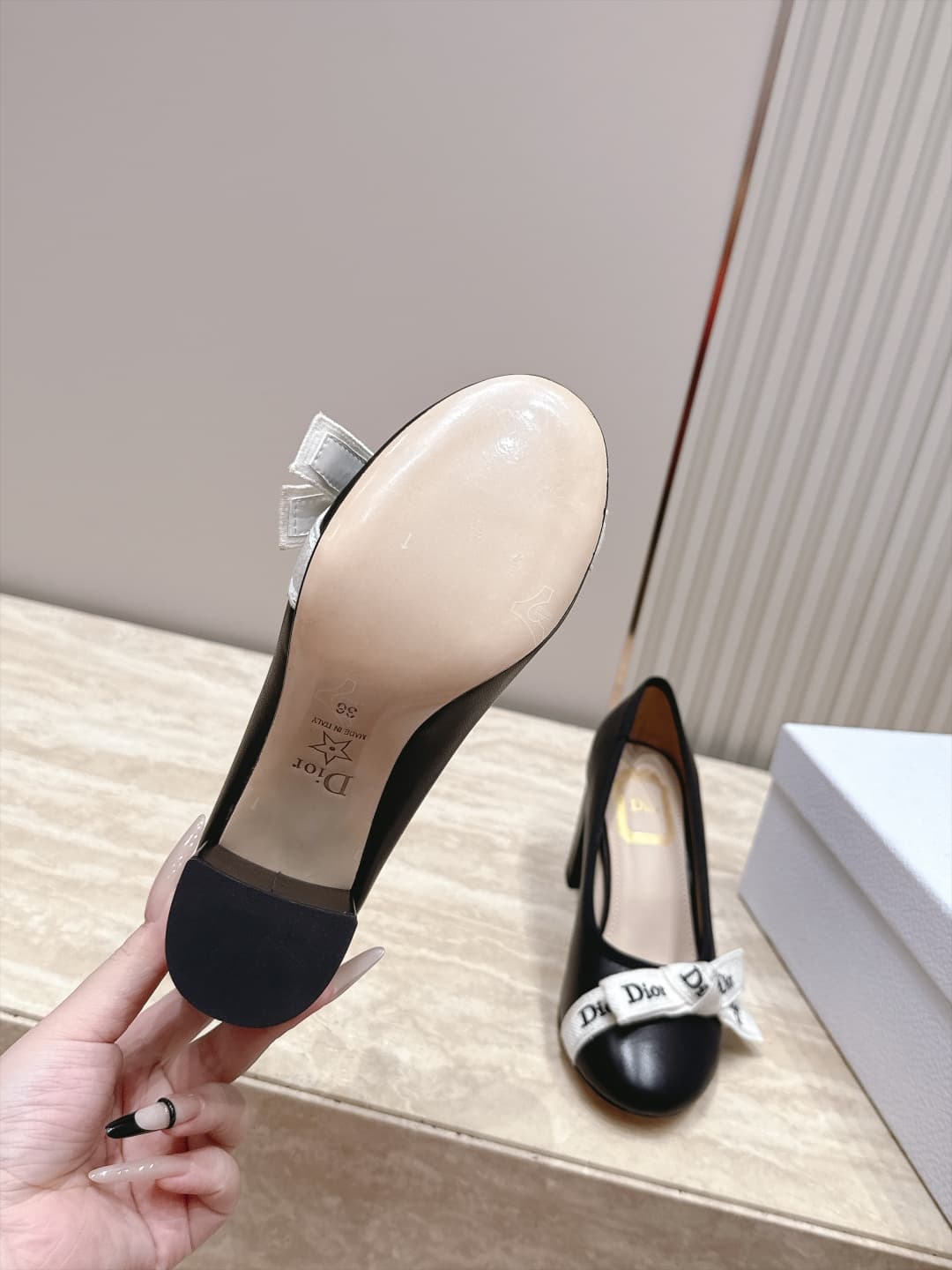 D5920 Dior 26ss Early Autumn Collection – New fabric strap pearl bow mid-calf shoes — image 6