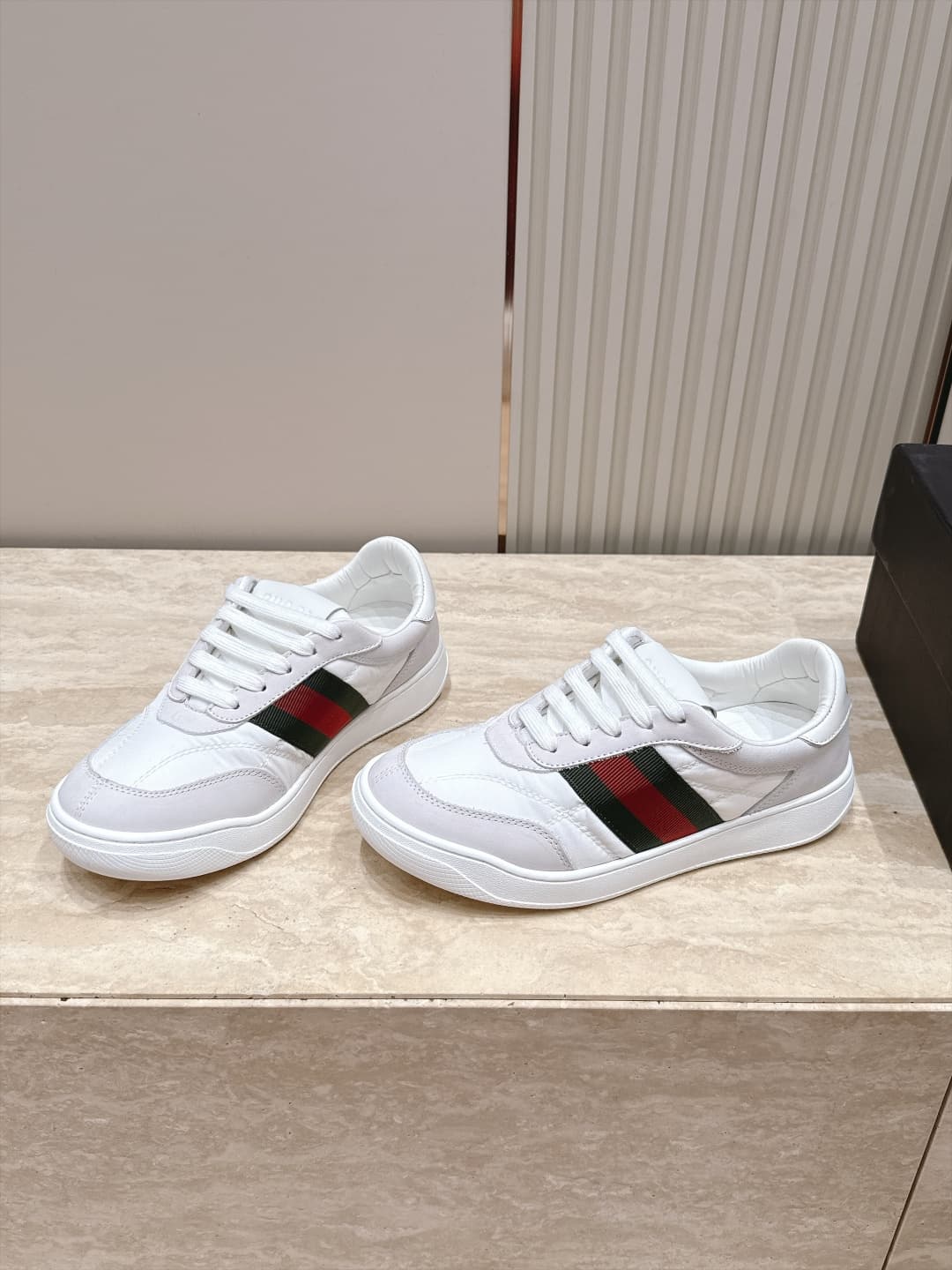 D7031 Latest hot product – Couple-themed Gucci screener casual sports shoes. The dirty shoes 2.0 have been launched! — image 2