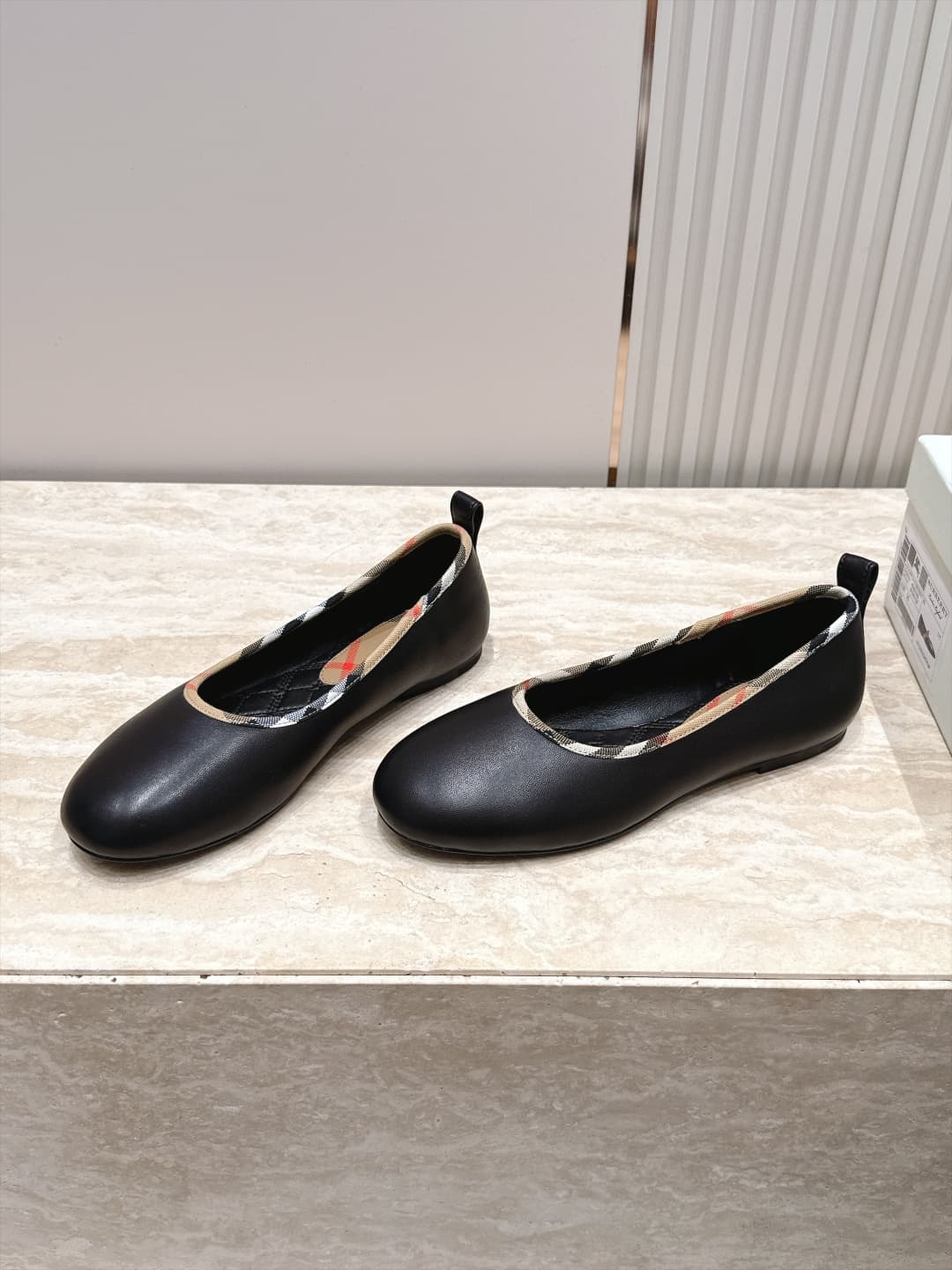 D3114 Baburry’s new F French Fairy style Mary Jane flats – ballet shoes. Perfect for fashion shows; they look absolutely stunning. The unique design and classic brand stripes give them an elegant and graceful appearance, and they are also very comfortable — image 2