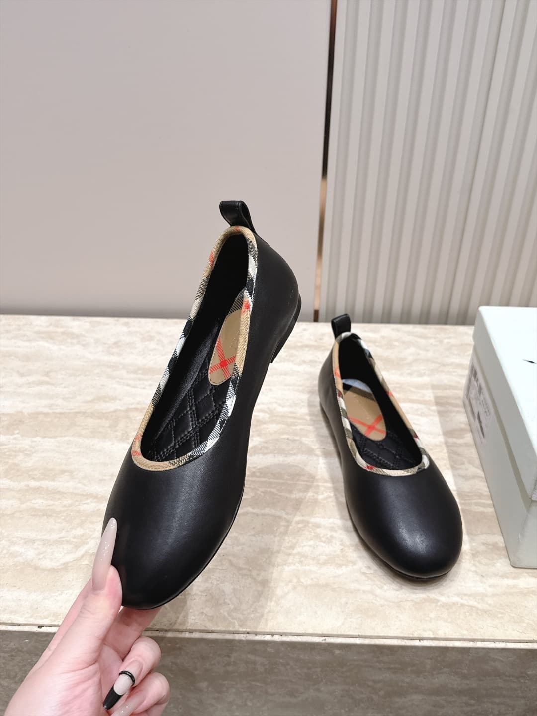 D3114 Baburry’s new F French Fairy style Mary Jane flats – ballet shoes. Perfect for fashion shows; they look absolutely stunning. The unique design and classic brand stripes give them an elegant and graceful appearance, and they are also very comfortable — image 3