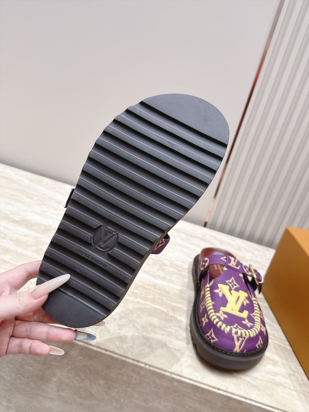 D8925 New color range!! — image 8
