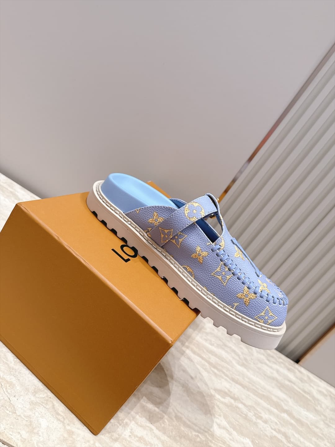 D8924 New color range!! — image 4
