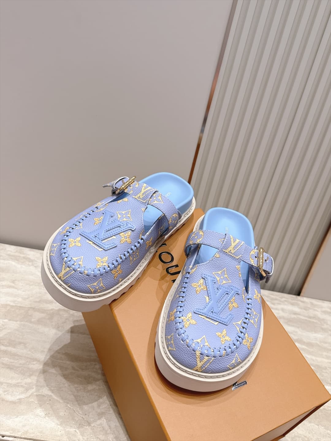 D8924 New color range!! — image 3