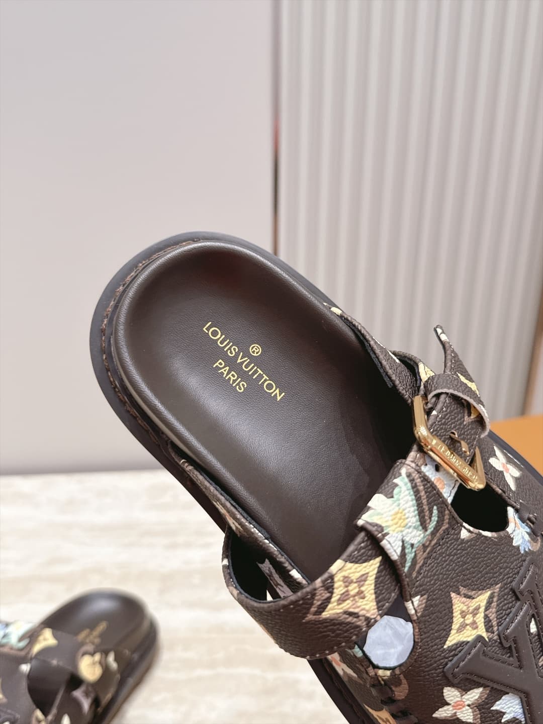 D8923 New color range!! — image 3