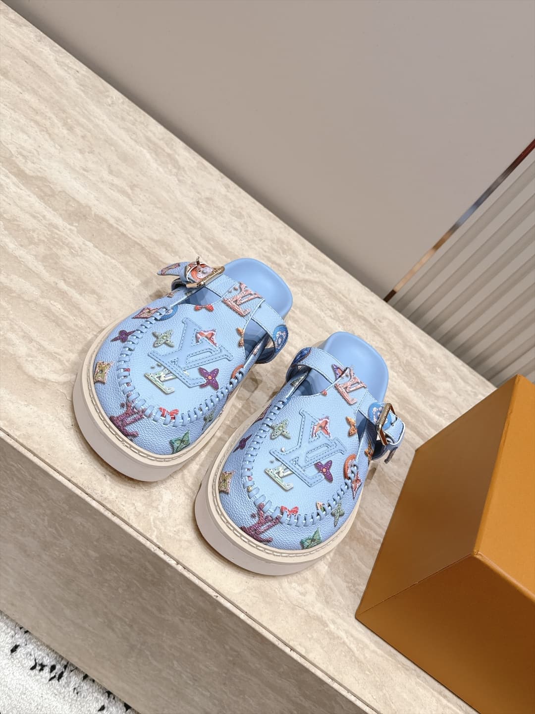 D8922 New color range!! — image 2