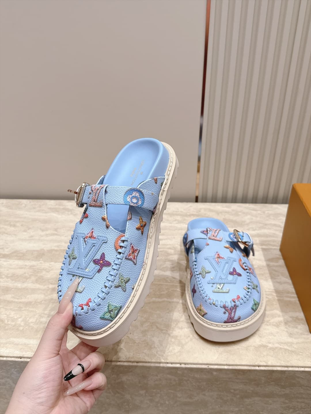 D8922 New color range!! — image 5