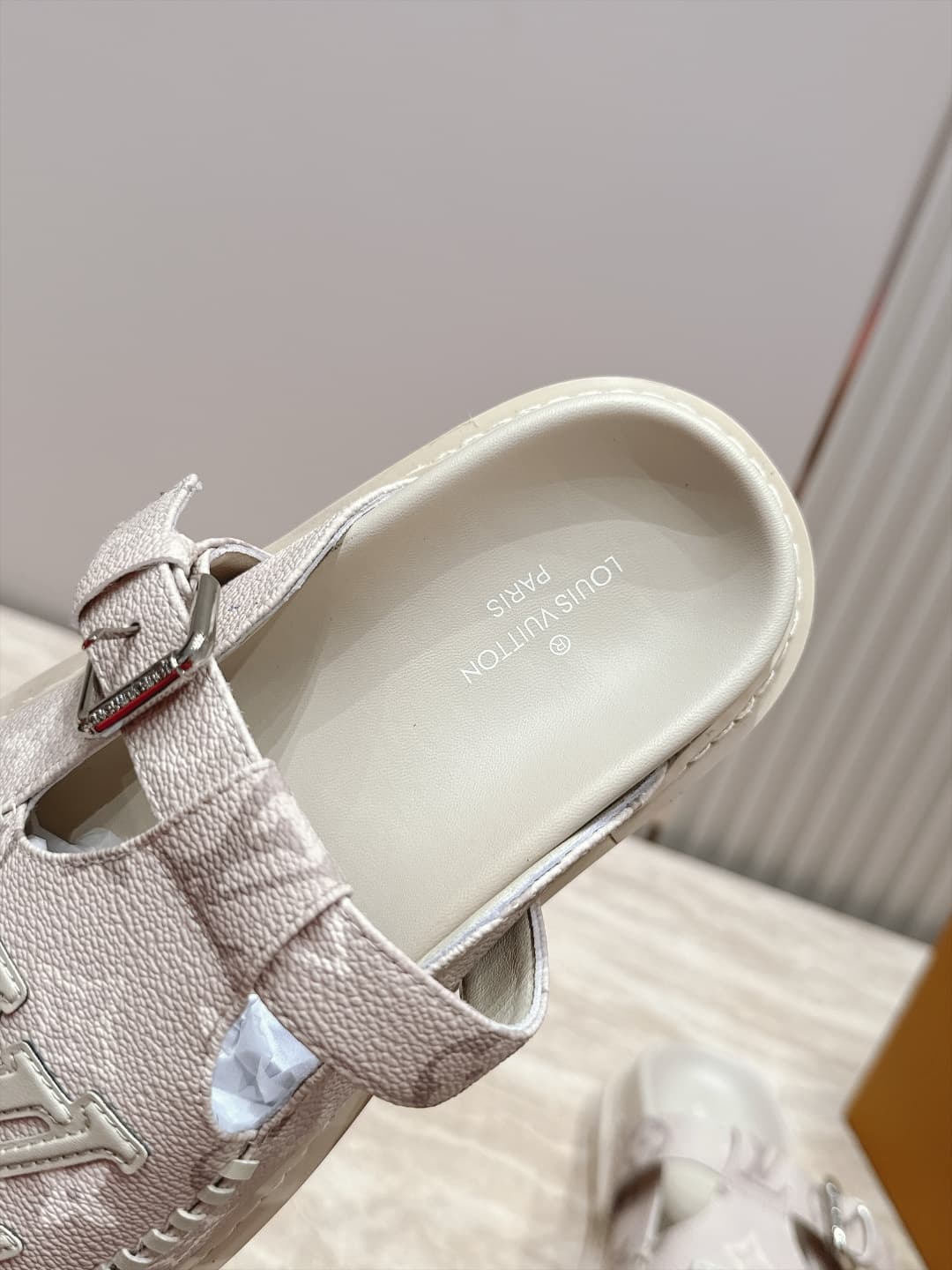 D8921 New color range!! — image 3