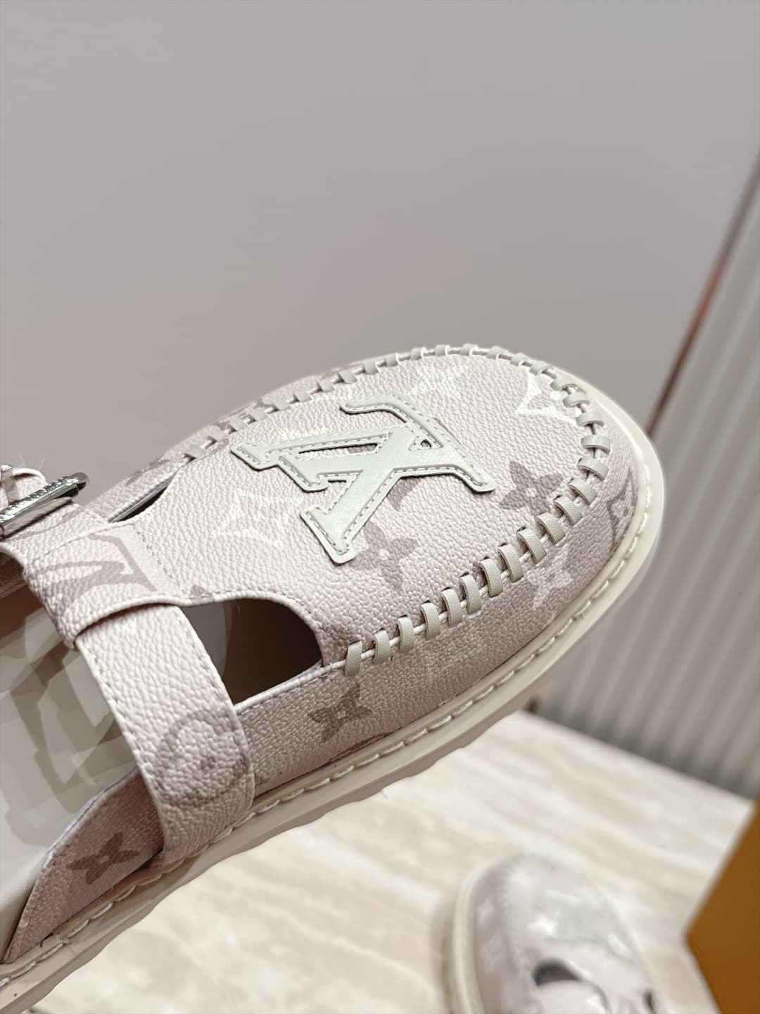 D8921 New color range!! — image 8