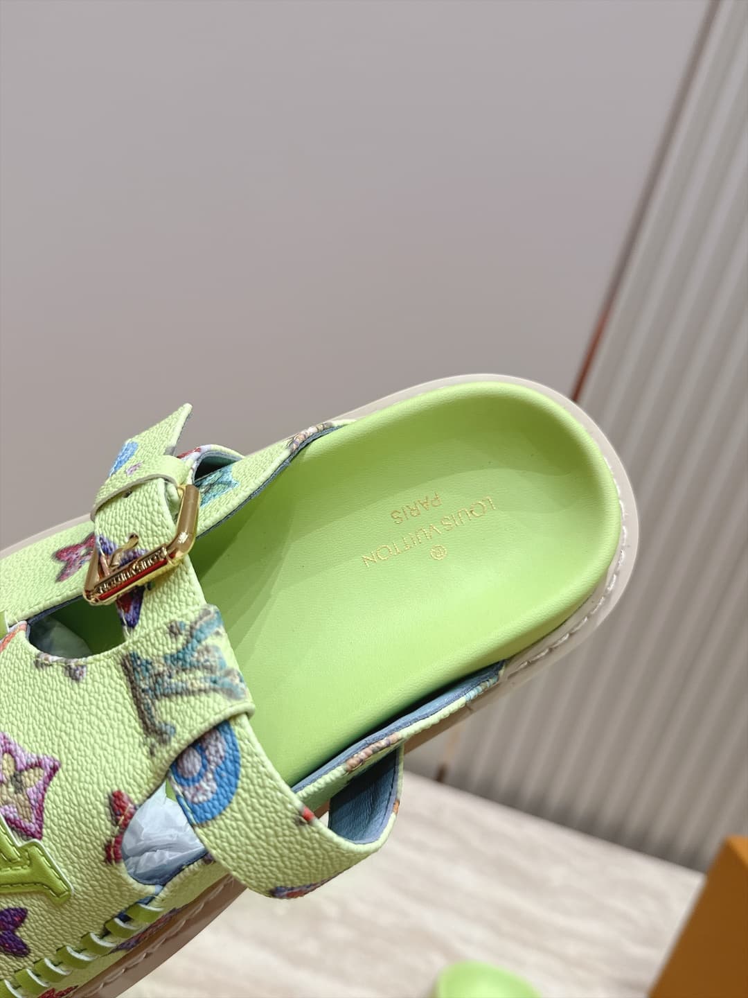 D8918 New color range!! — image 5