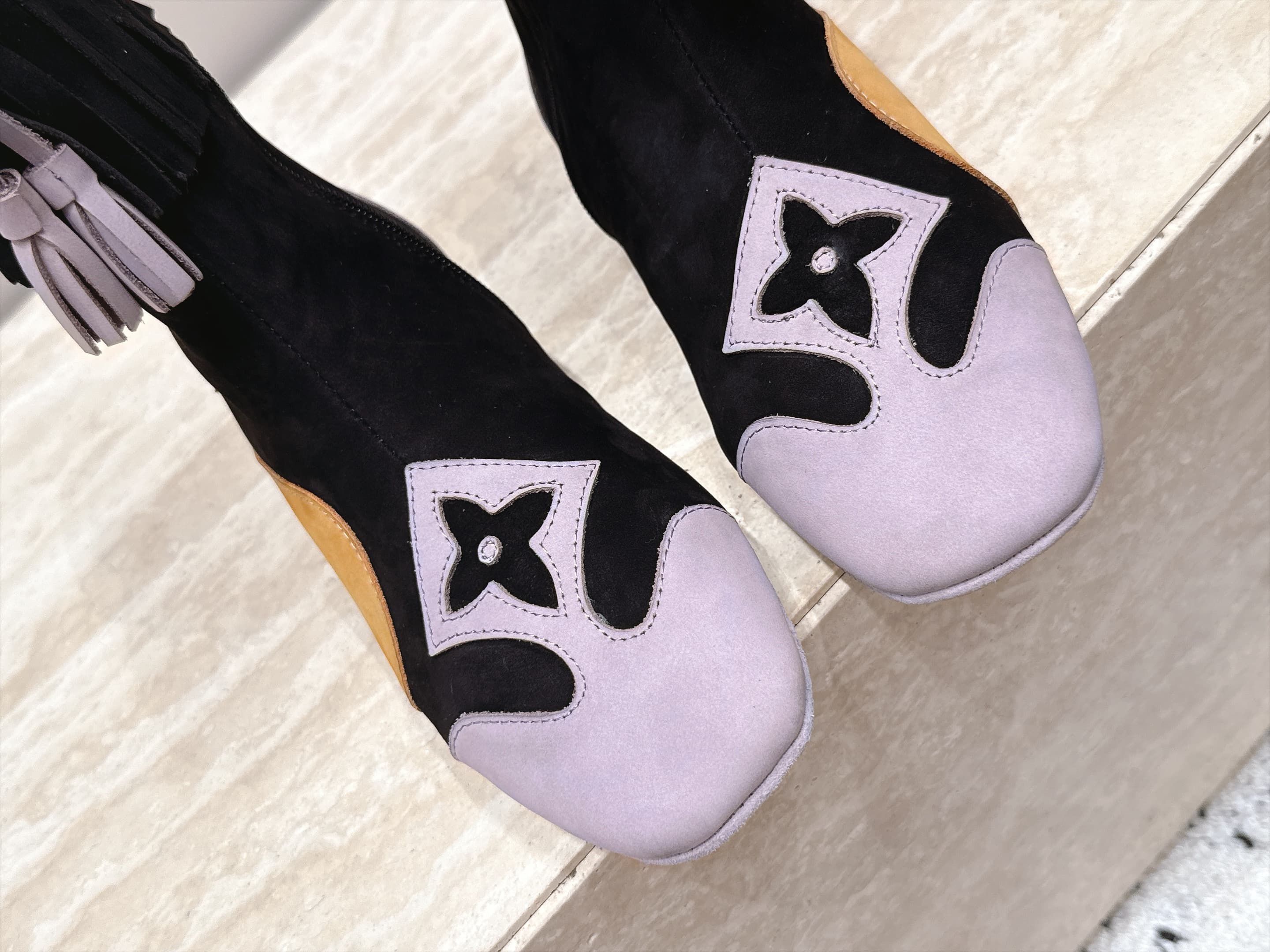 D8939 LV Autumn-Winter Beautiful Shoes Collection – The atmosphere is simply outstanding — image 7