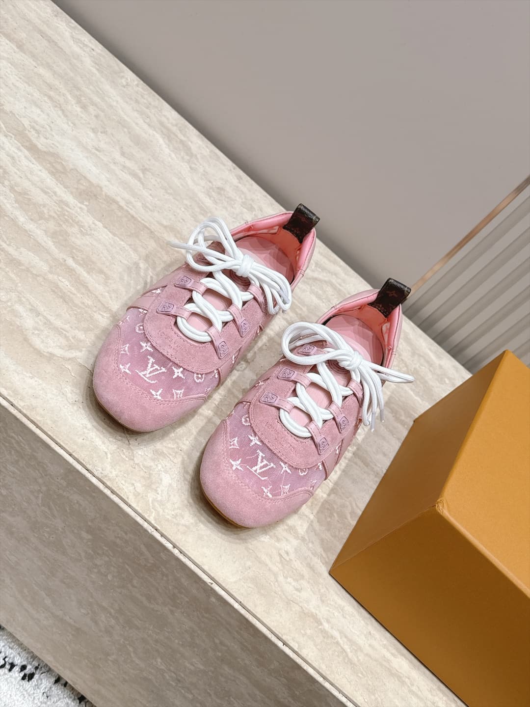 D8938 Louis Vuitton Louis Vuitten Donkey Brand Spring/Summer Sneakerina Collection: Ballet Sports Shoes, Schuhschuhe, Flat Shoes — image 2