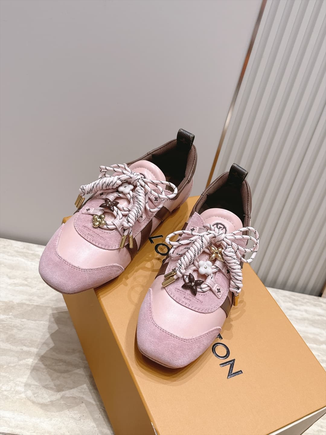 D8936 Louis Vuitton Louis Vuitten Donkey Brand Spring/Summer Sneakerina Collection: Ballet sports shoes, Schuhmens, flat shoes — image 5