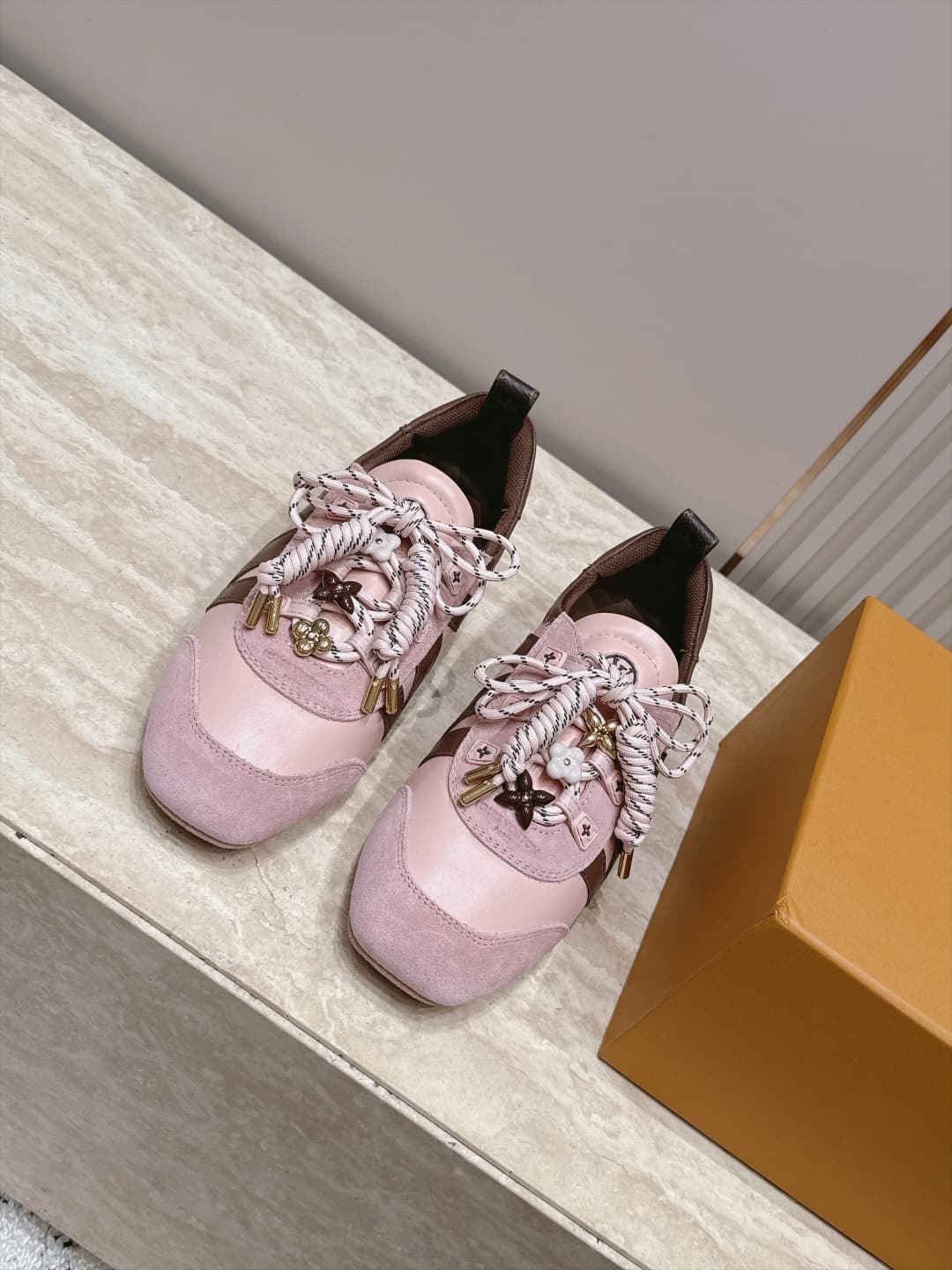 D8936 Louis Vuitton Louis Vuitten Donkey Brand Spring/Summer Sneakerina Collection: Ballet sports shoes, Schuhmens, flat shoes — image 2