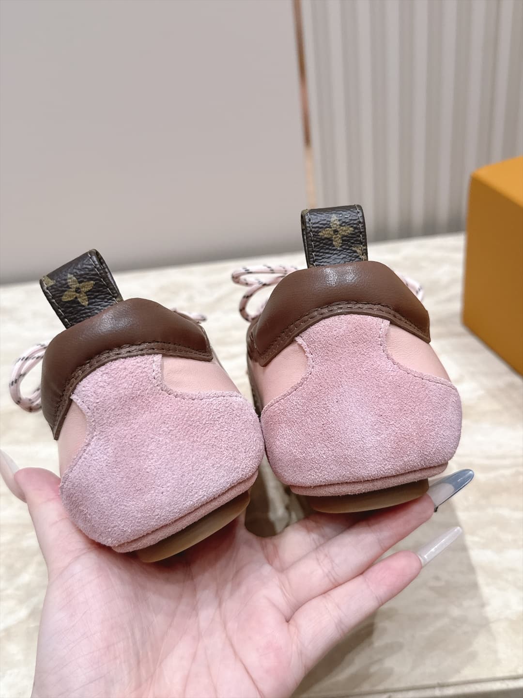 D8936 Louis Vuitton Louis Vuitten Donkey Brand Spring/Summer Sneakerina Collection: Ballet sports shoes, Schuhmens, flat shoes — image 6