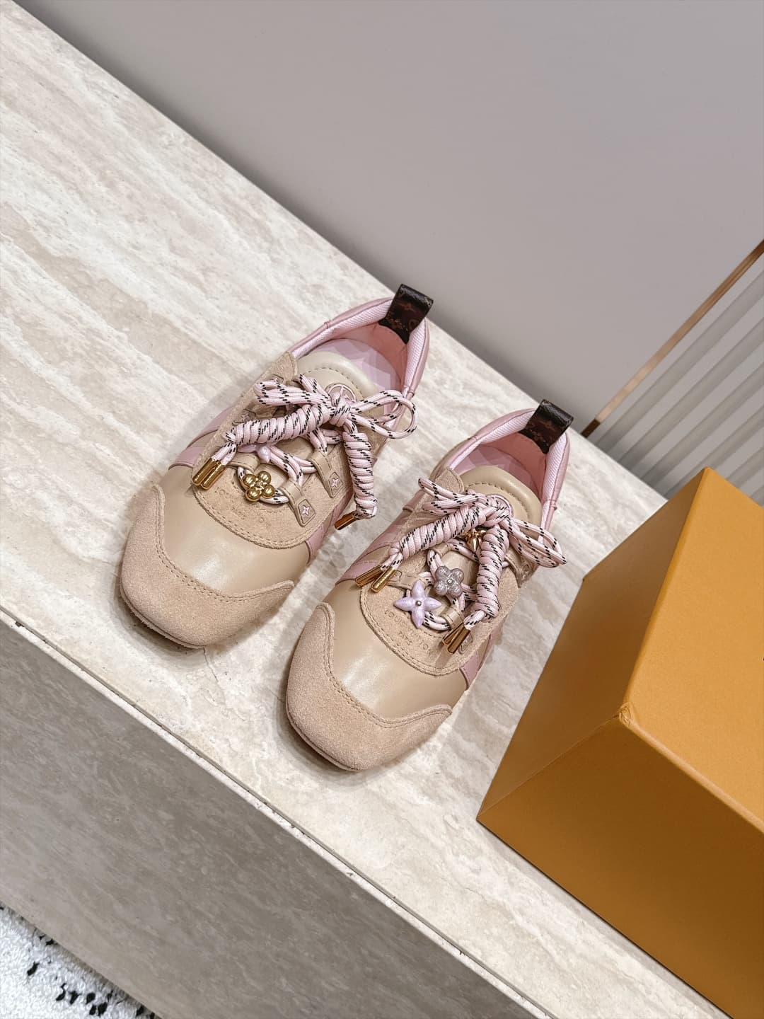 D8934 Louis Vuitton Louis Vuitton donkey brand spring/summer sneakers, Sneakerina collection – ballet and sports shoes, boots, flat shoes — image 2