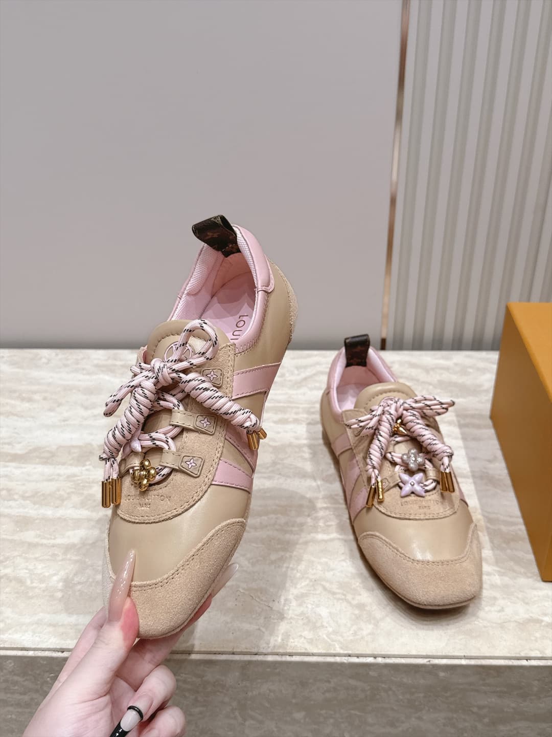 D8934 Louis Vuitton Louis Vuitton donkey brand spring/summer sneakers, Sneakerina collection – ballet and sports shoes, boots, flat shoes — image 3