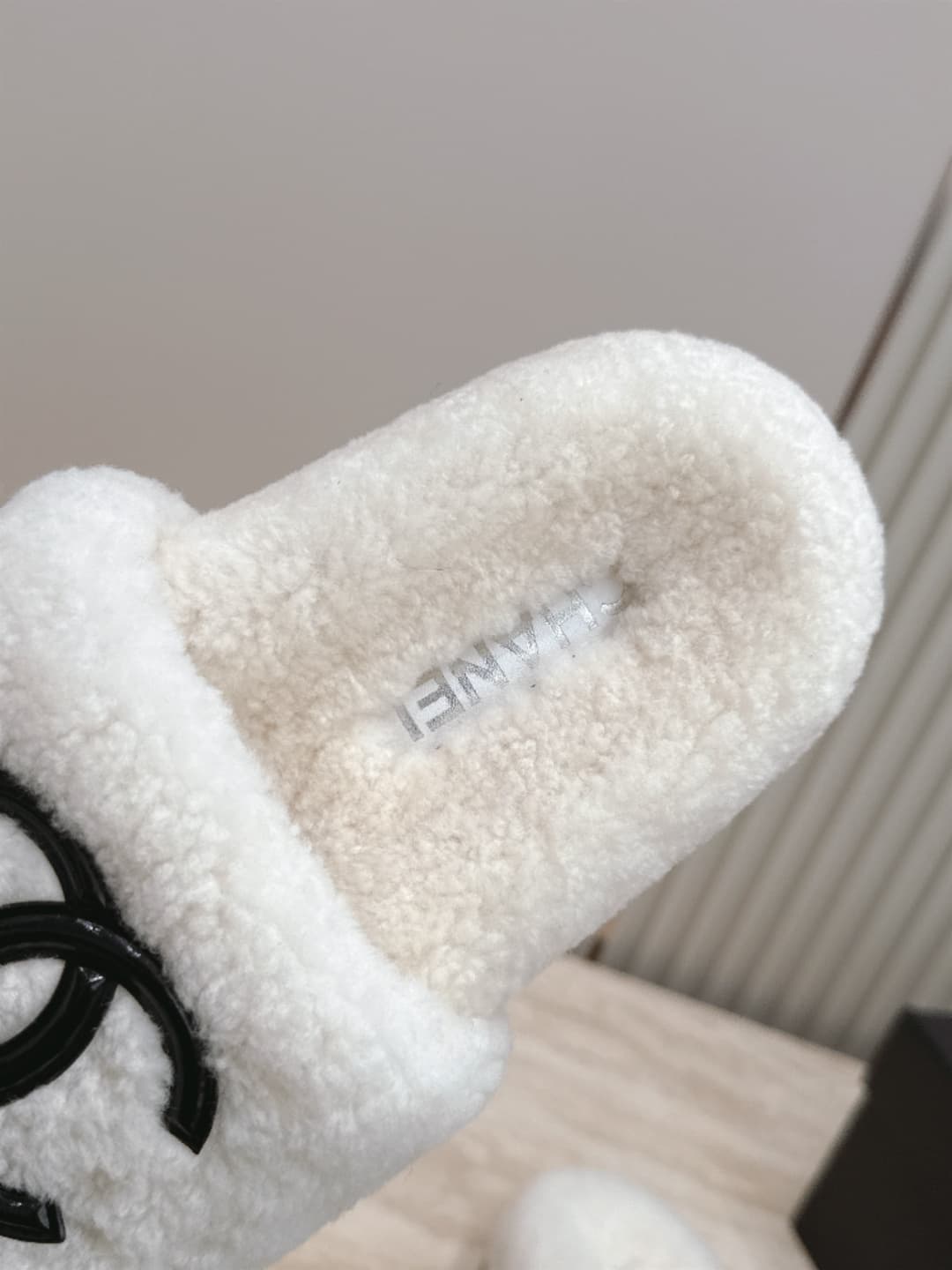 D3773 Chanel New Model of Fur Slippers! — image 7