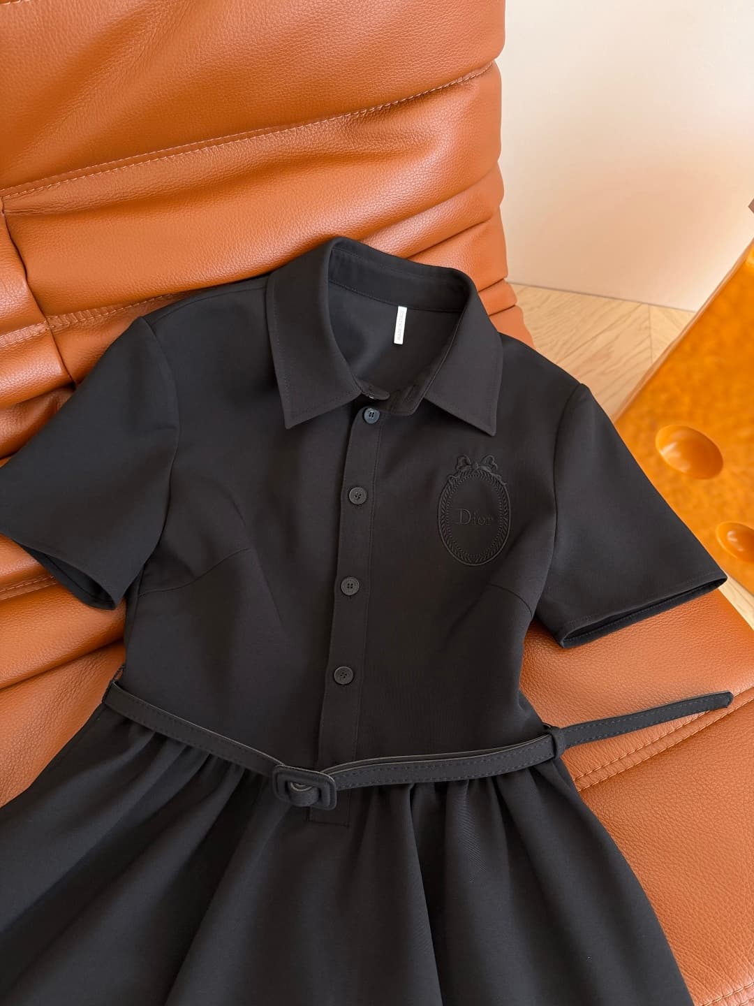 C18418 26 spring/summer new model – badge and logo embroidered dress. Classic D-style dress, elegant and stylish. Absolutely worth buying. It can be worn for any occasion, and it looks great in photos too. Three sizes available in two colors, with a three — image 8