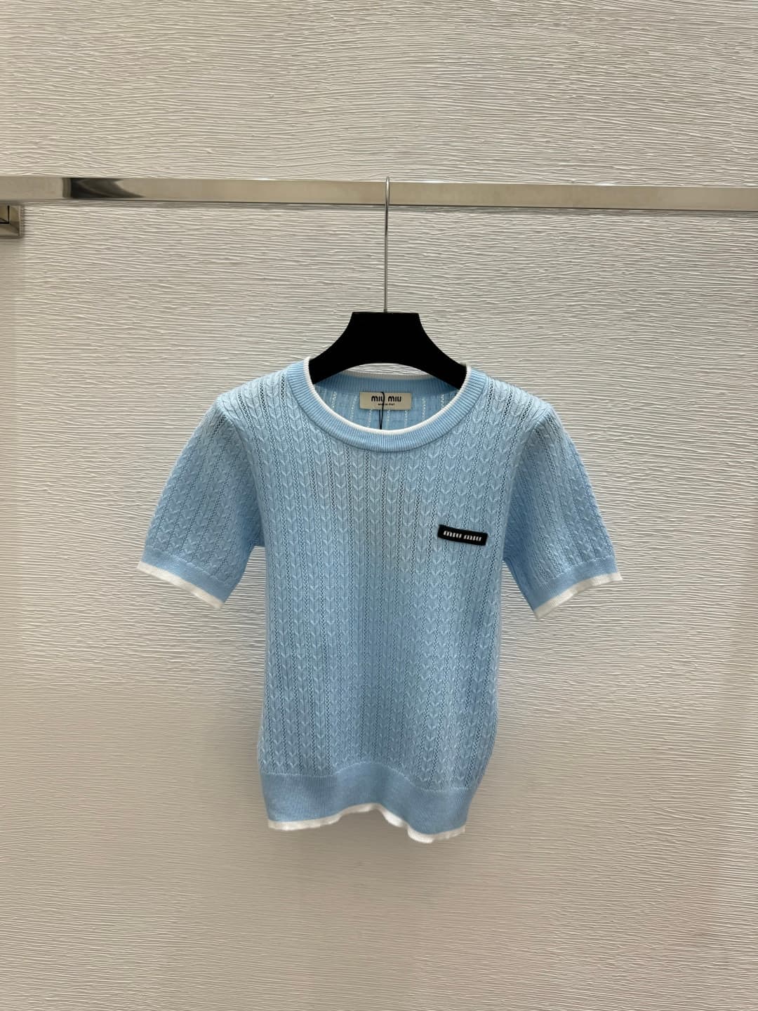 C18477 ❤️pp     miuhome🎉 New early spring collection. Simple round-necked knit short sleeves with contrasting colors: white, blue, navy. Sizes: 36.38.40.A2000250 — image 3