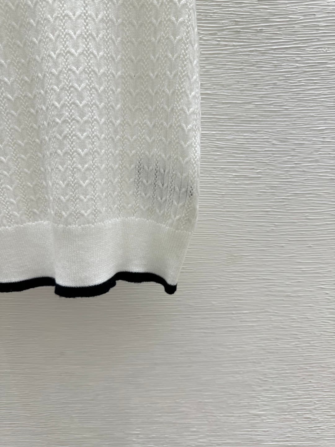 C18477 ❤️pp     miuhome🎉 New early spring collection. Simple round-necked knit short sleeves with contrasting colors: white, blue, navy. Sizes: 36.38.40.A2000250 — image 7