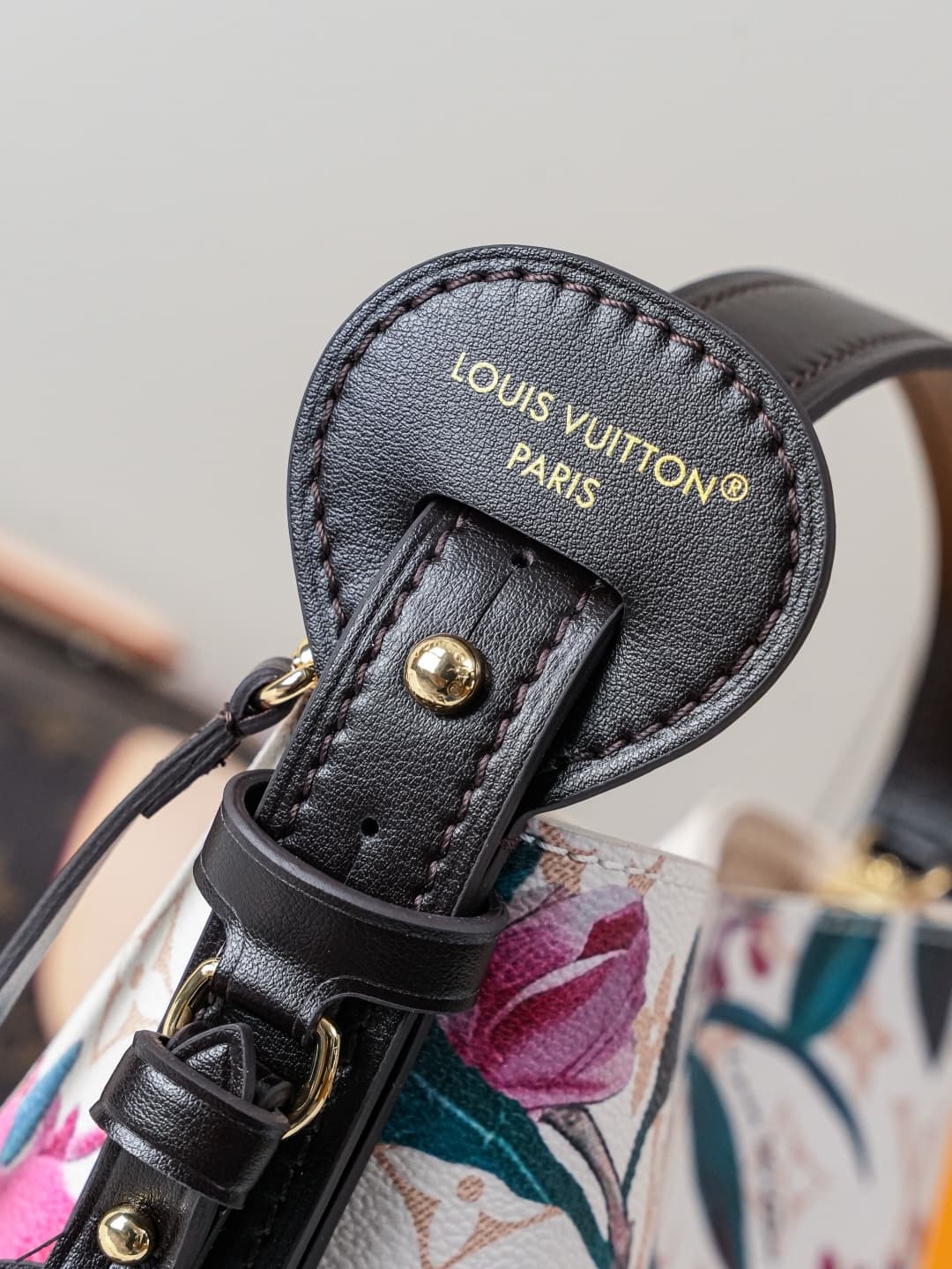C5261 [Dynamic 163c01 Chip] M29067 – Top-quality original items [Exclusive background footage]. This All In BB handbag belongs to the Monogram Eden series. The Monogram Dune canvas is adorned with lively floral patterns, and it features leather trim, a st — image 7