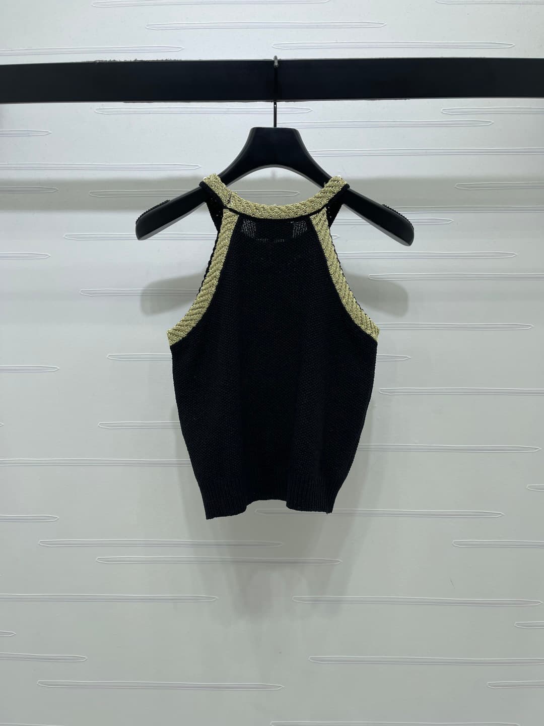 C18456 📣 New high-end collection/series – CHANE* 2026: The latest spring collection! Knitted vest with bead accents on the neck! Made from imported knitted materials for a premium feel, soft and comfortable. The distinctive double C logo on the chest ➕ pl — image 8