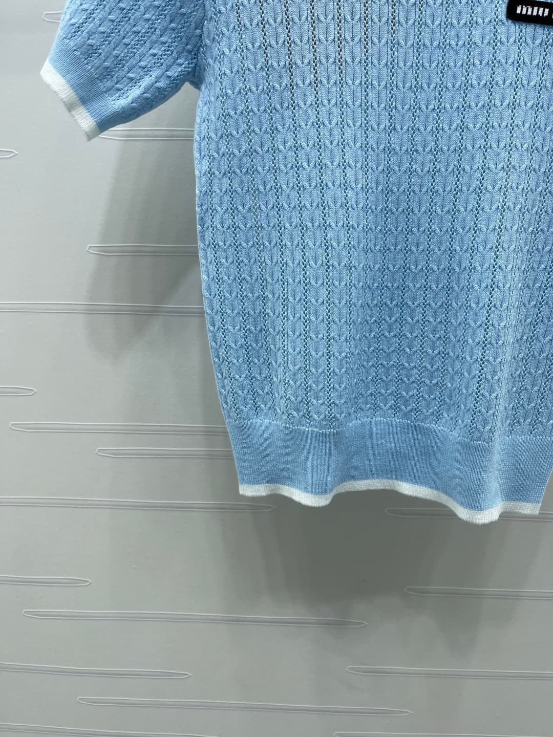 C18479 ❤️pp📣 New high-end products from the original collection – MiuMi* 2026: the latest spring series! Round-necked knitted short sleeves! Made with special ice-woven yarn for a delicate texture and comfortable fit. The round-necked knitted sleeves feat — image 5