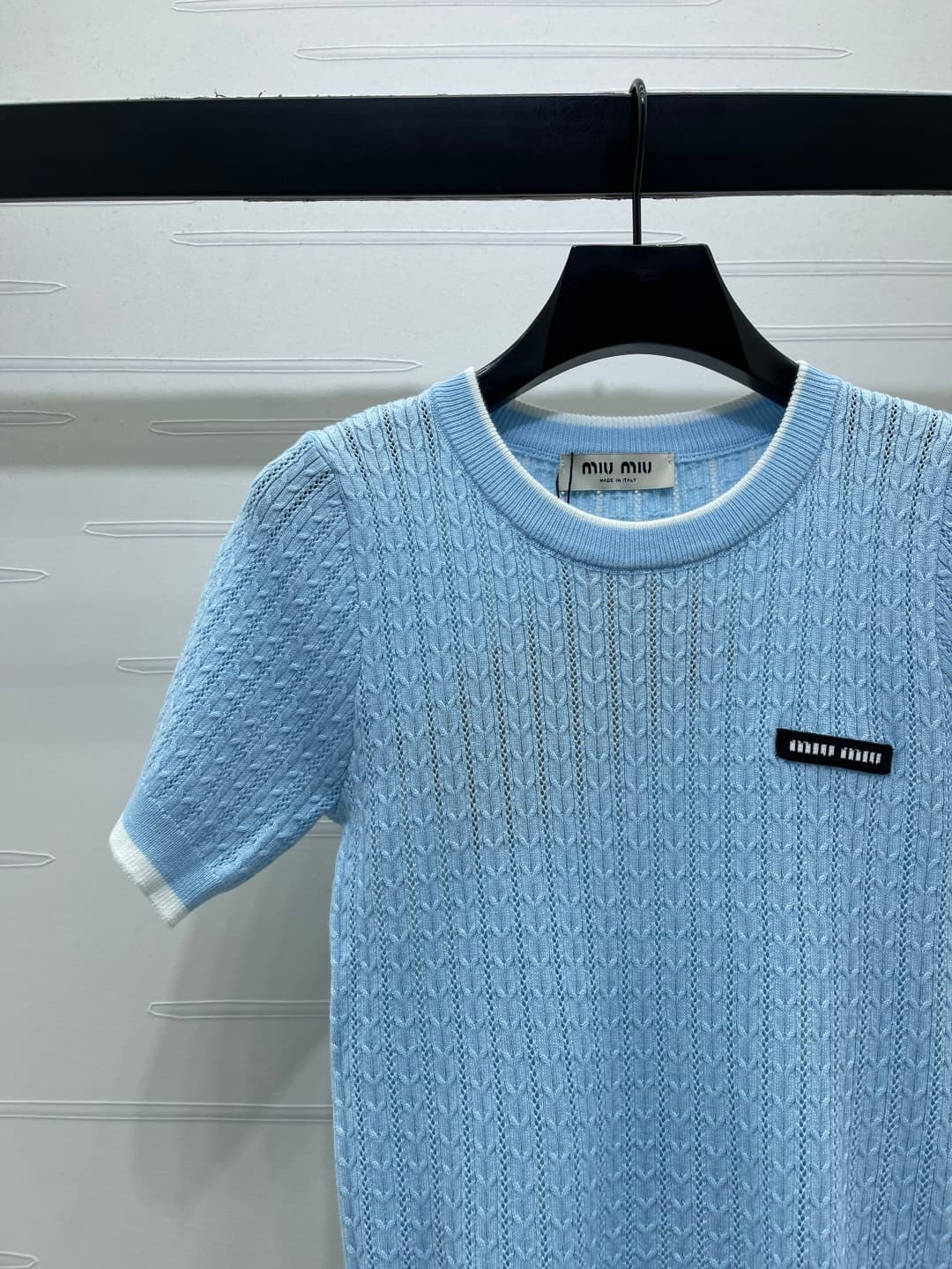 C18479 ❤️pp📣 New high-end products from the original collection – MiuMi* 2026: the latest spring series! Round-necked knitted short sleeves! Made with special ice-woven yarn for a delicate texture and comfortable fit. The round-necked knitted sleeves feat — image 3