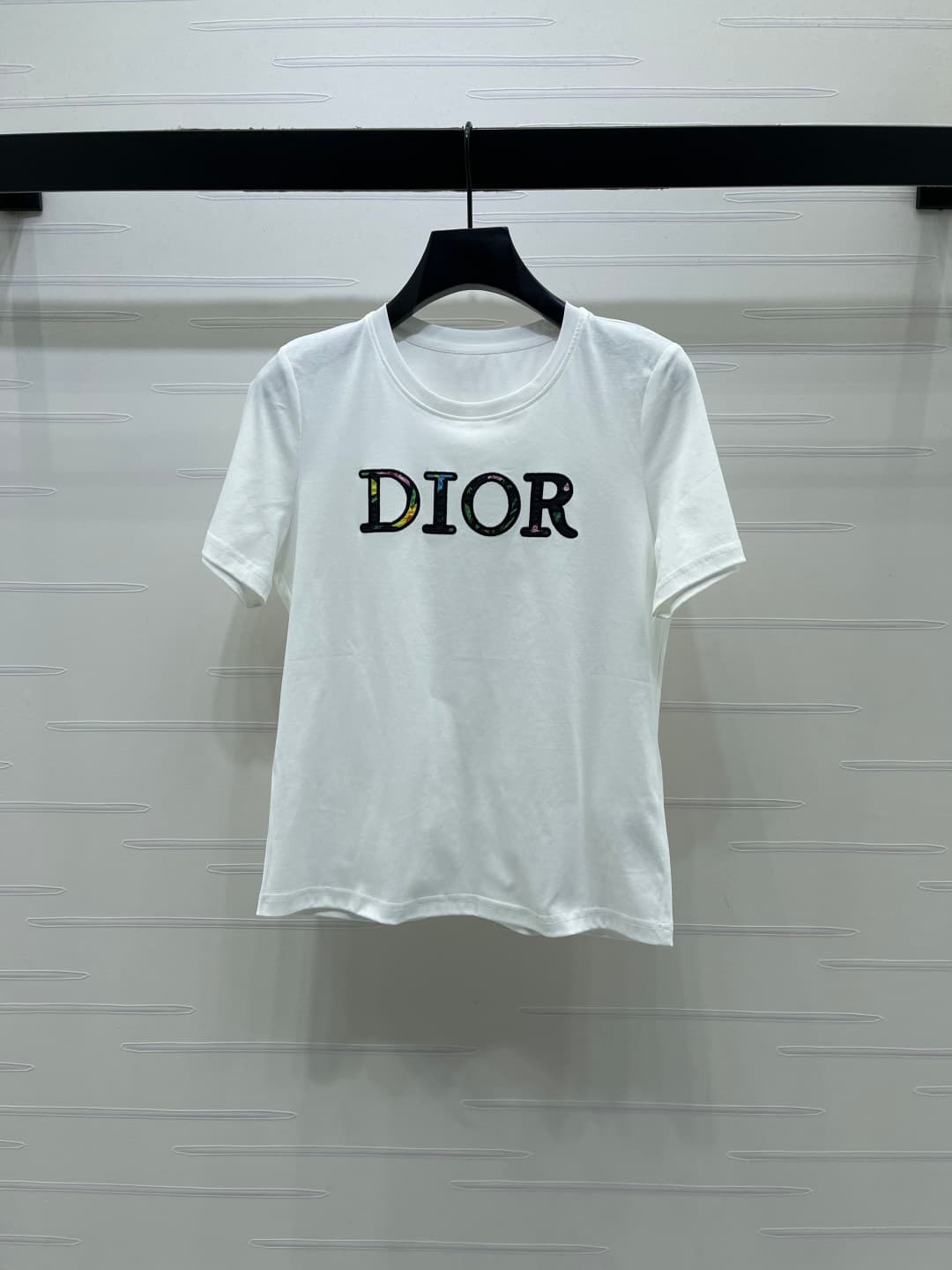 C18621 📣 New high-end collection/series – Dio* 2026 spring/summer collection! Embroidered top and printed shorts set! Customed twill cotton➕ print material; regular short-sleeve tops with elastic, comfortable and breathable; highlights brand style. Soft f — image 2