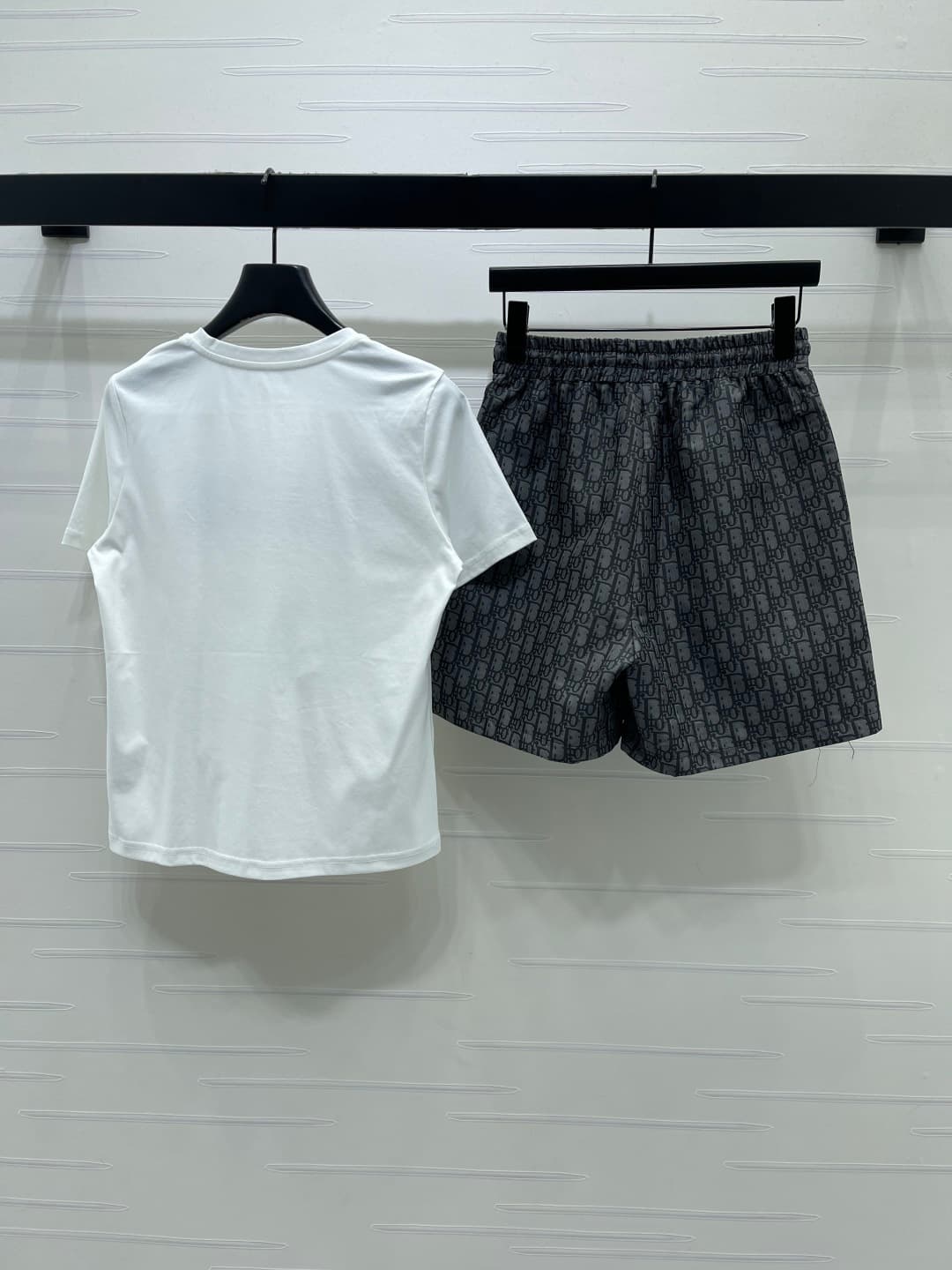 C18621 📣 New high-end collection/series – Dio* 2026 spring/summer collection! Embroidered top and printed shorts set! Customed twill cotton➕ print material; regular short-sleeve tops with elastic, comfortable and breathable; highlights brand style. Soft f — image 8